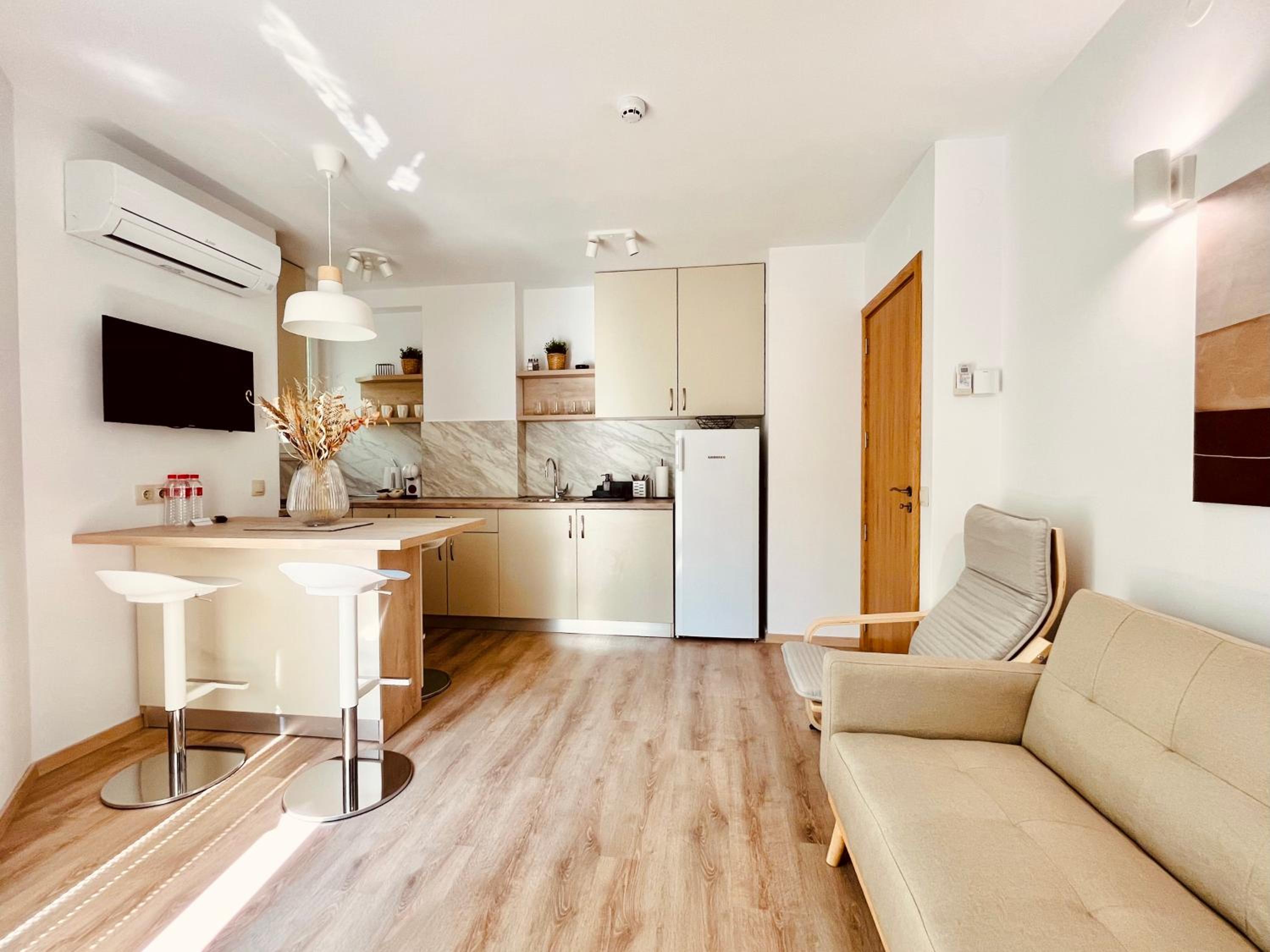 Superior Triple Room photo 2