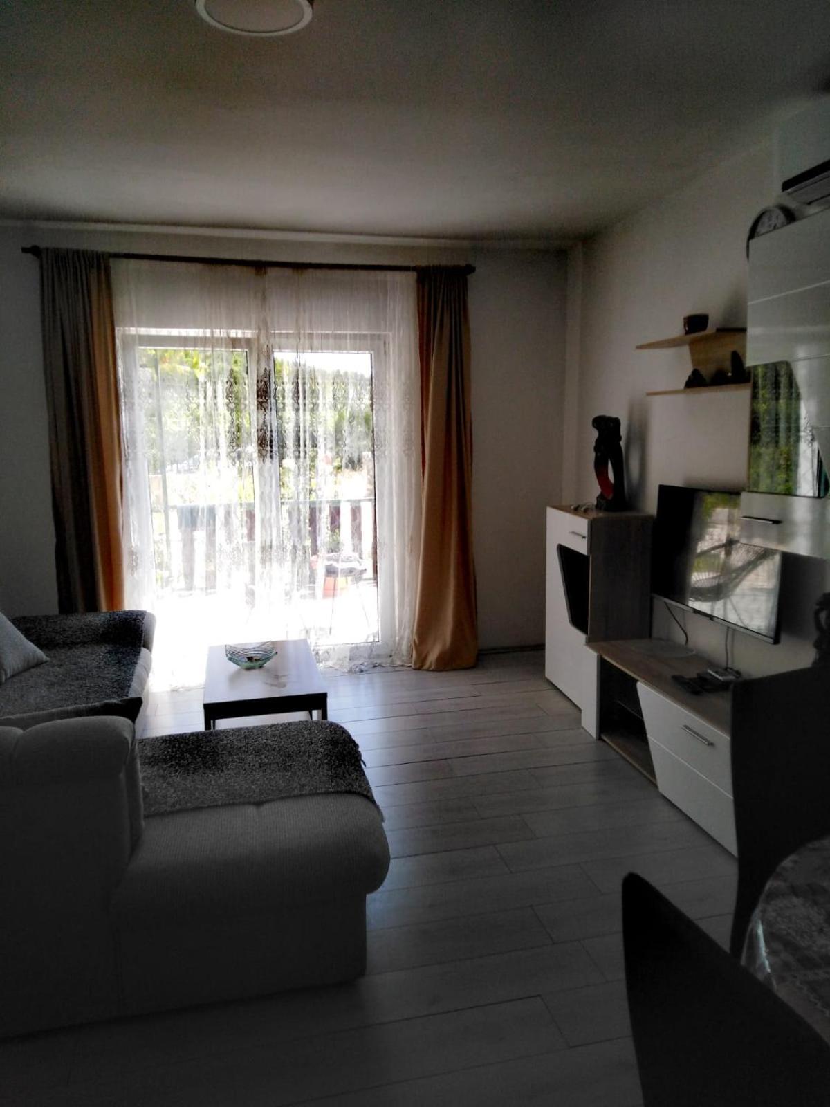 One-Bedroom Apartment - Photo 35