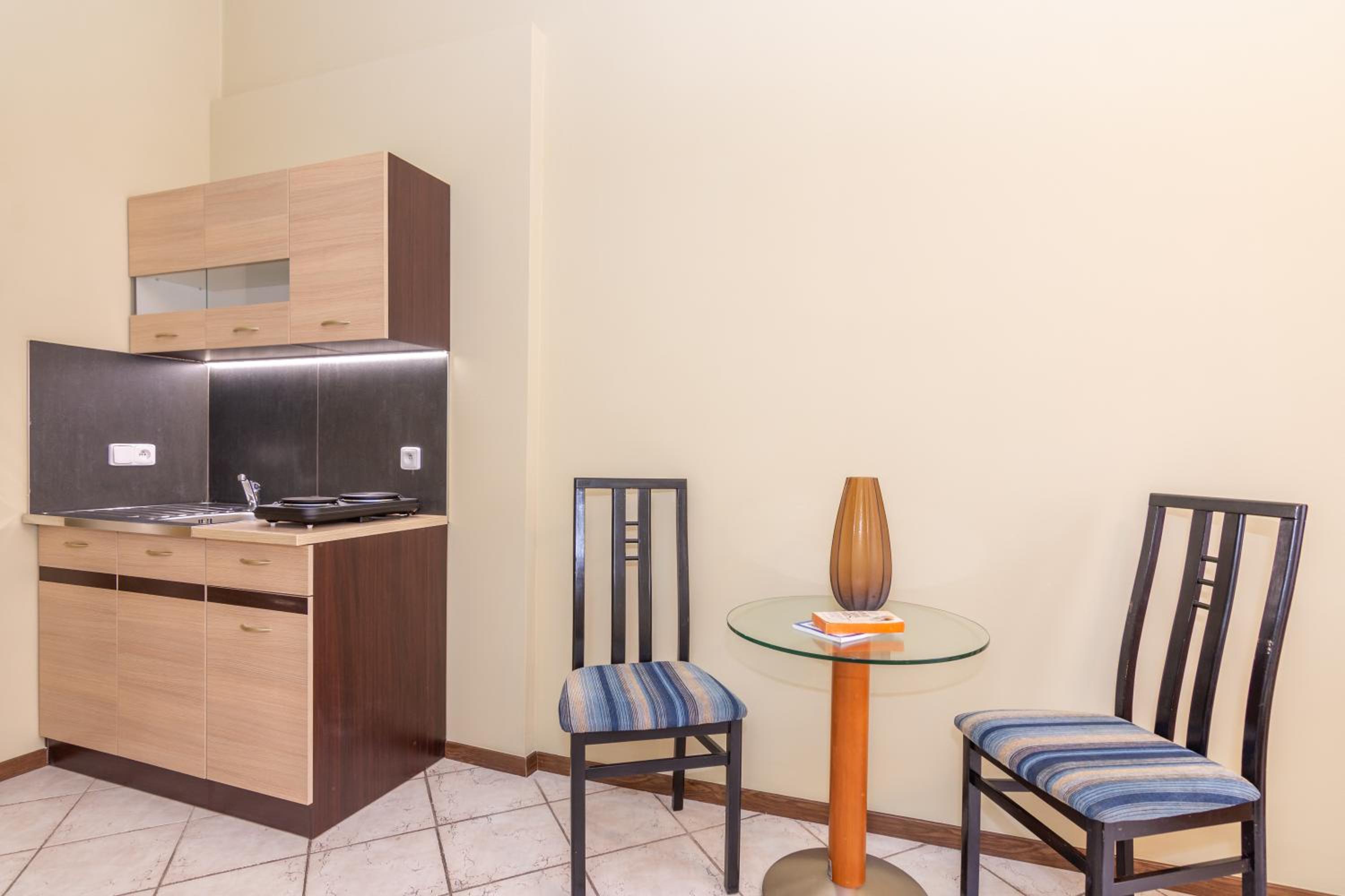 Economy Single Room
