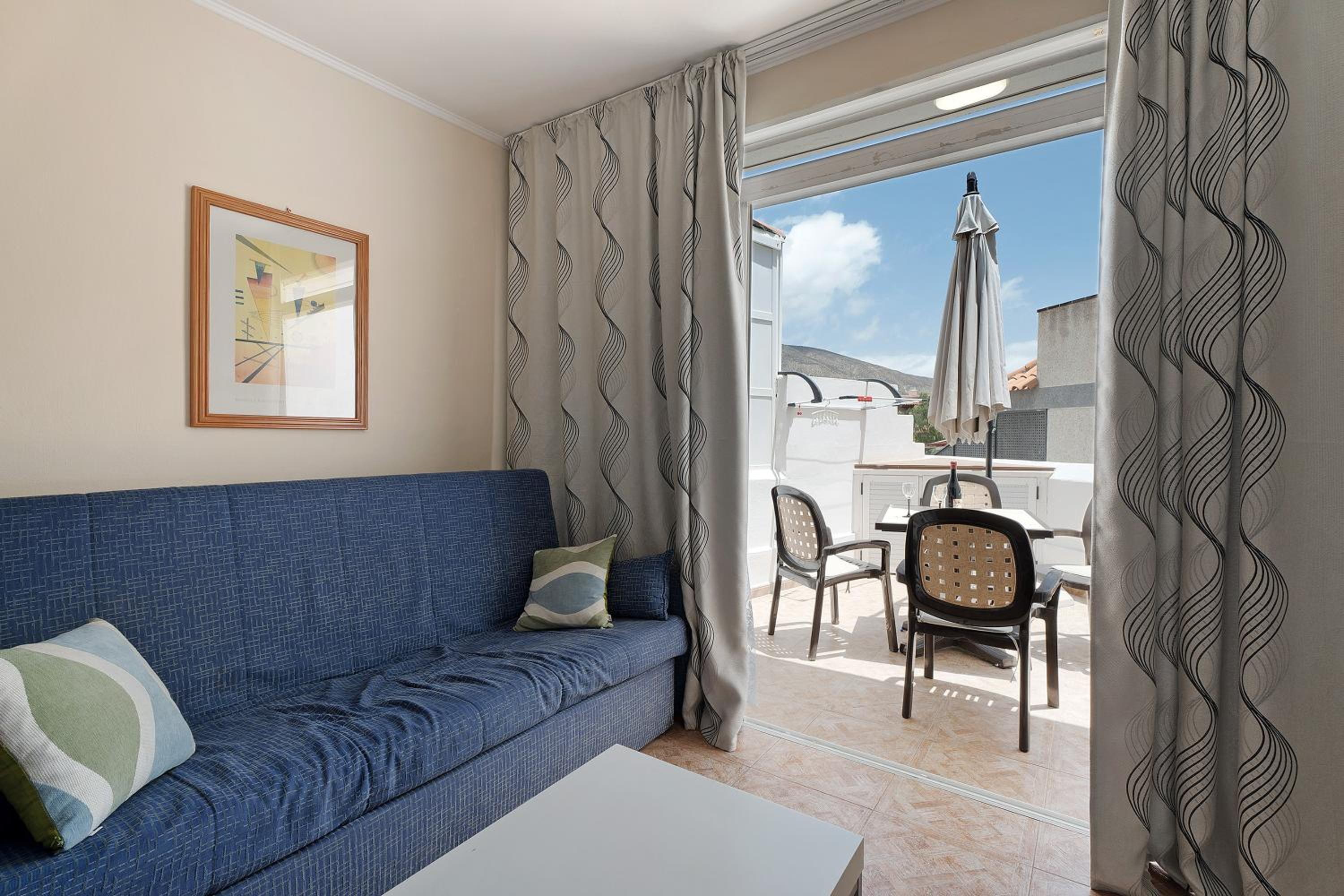 Superior One-Bedroom Apartment with Balcony photo 2
