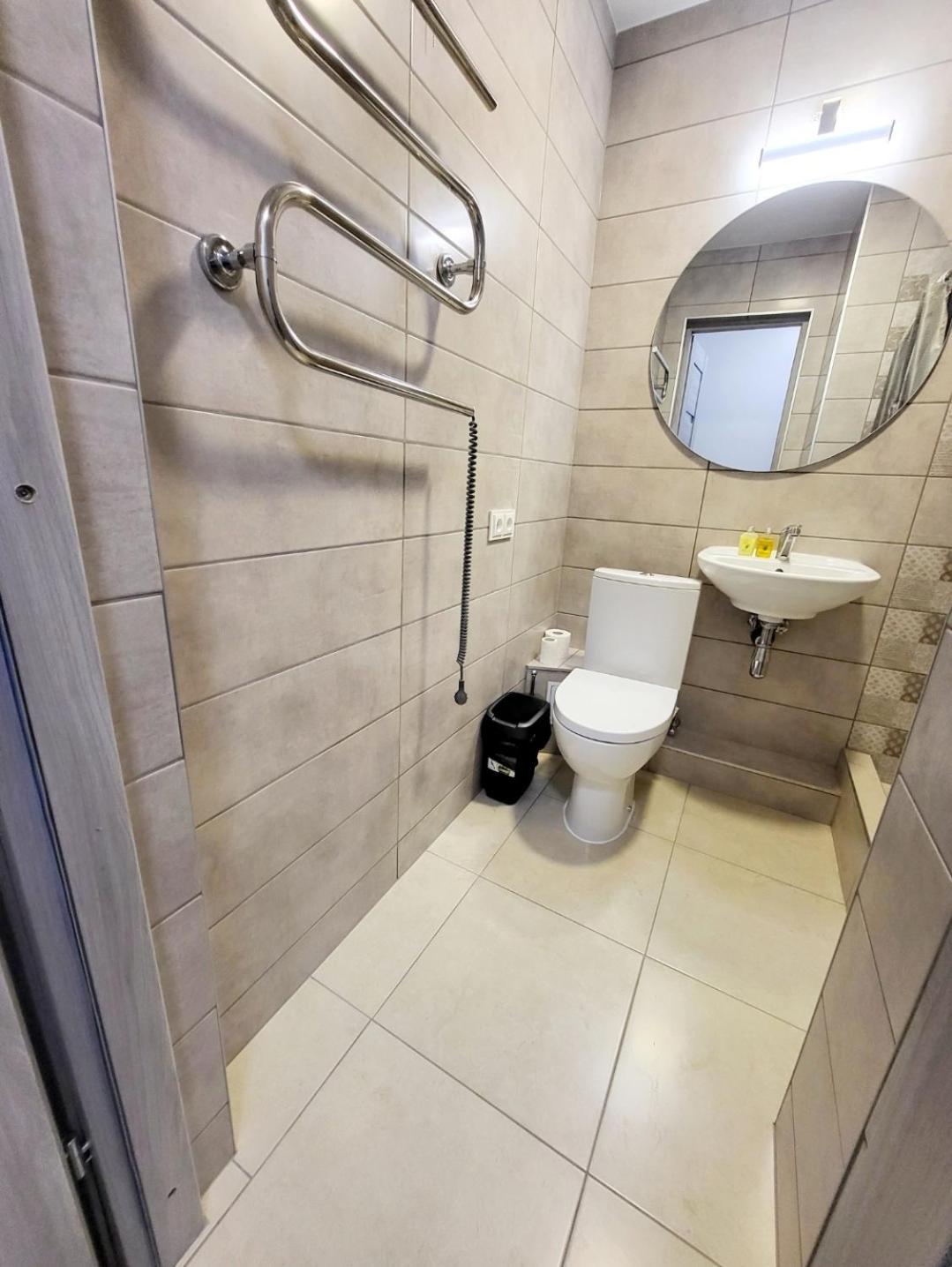 Double Room with Private Bathroom photo 3