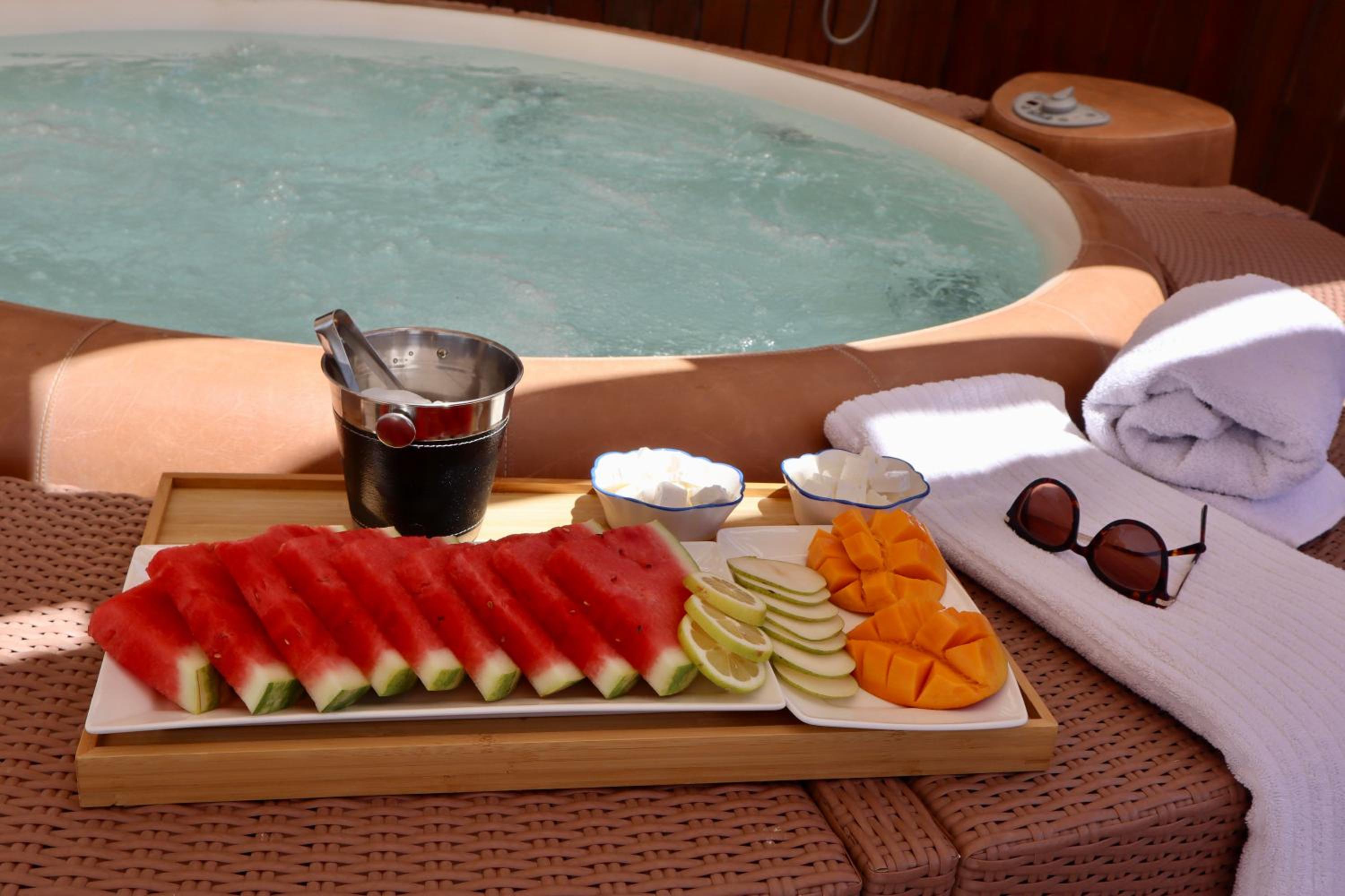 Double Room with Spa Bath photo 3