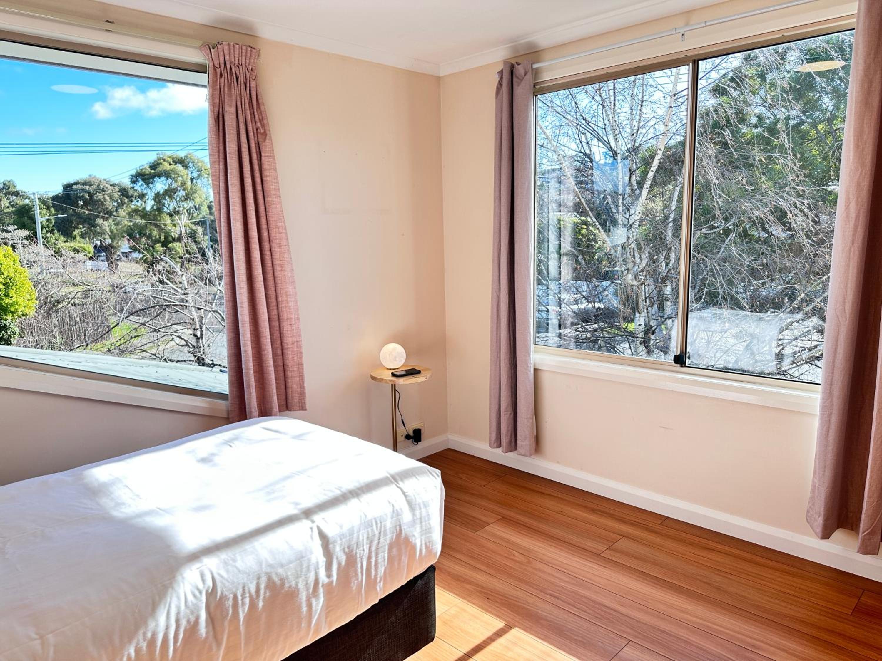 Four-Bedroom House photo 1