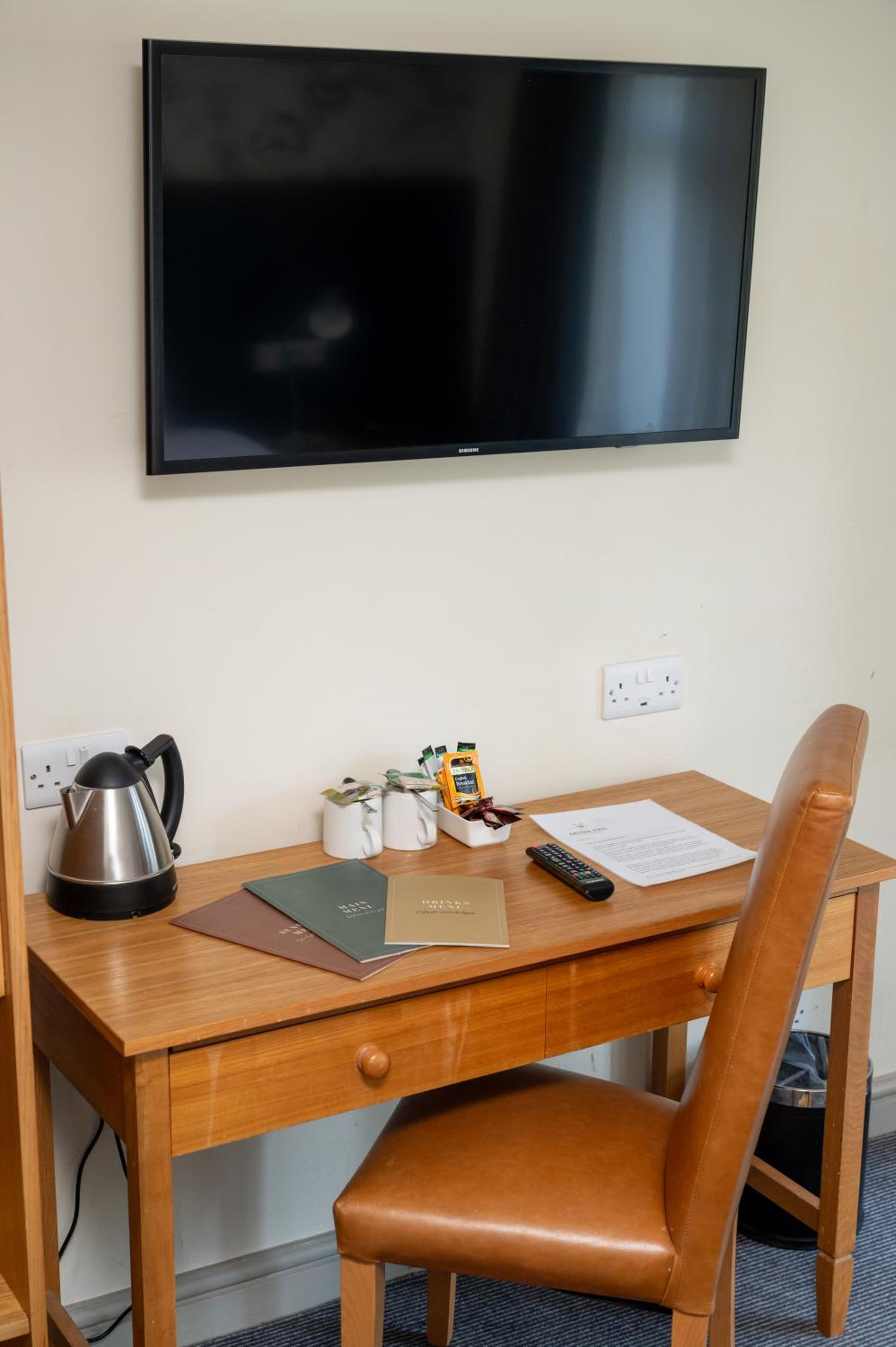 Double Room - Photo 7