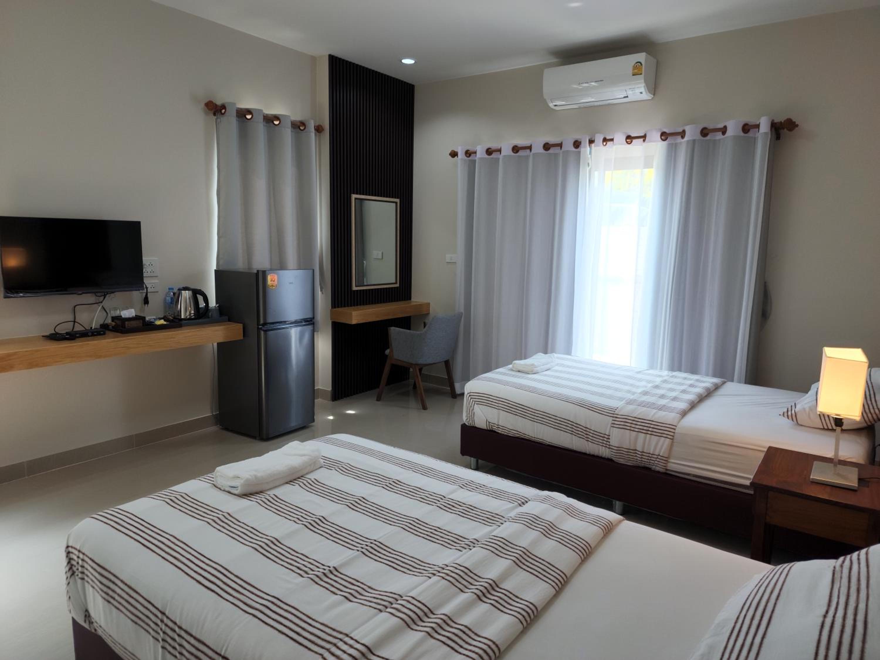 Superior Twin Room photo 2