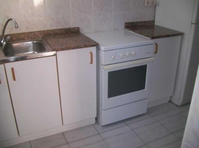 One-Bedroom Apartment (4 Adults) photo 3