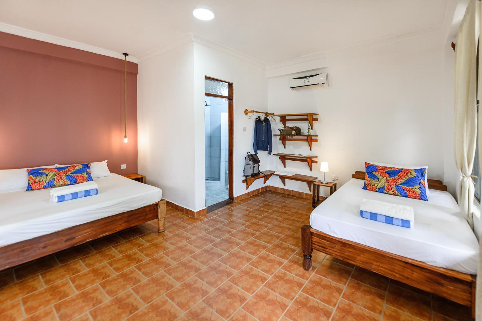 Double Room with Garden View - Photo 13