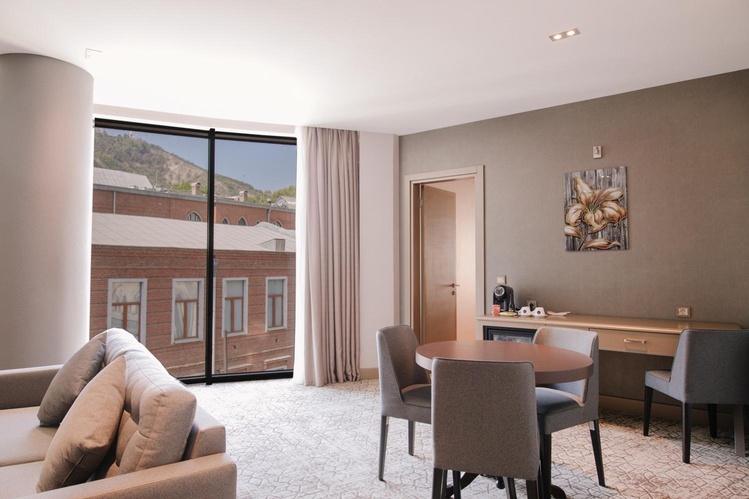 Wyndham Club Suite photo 2