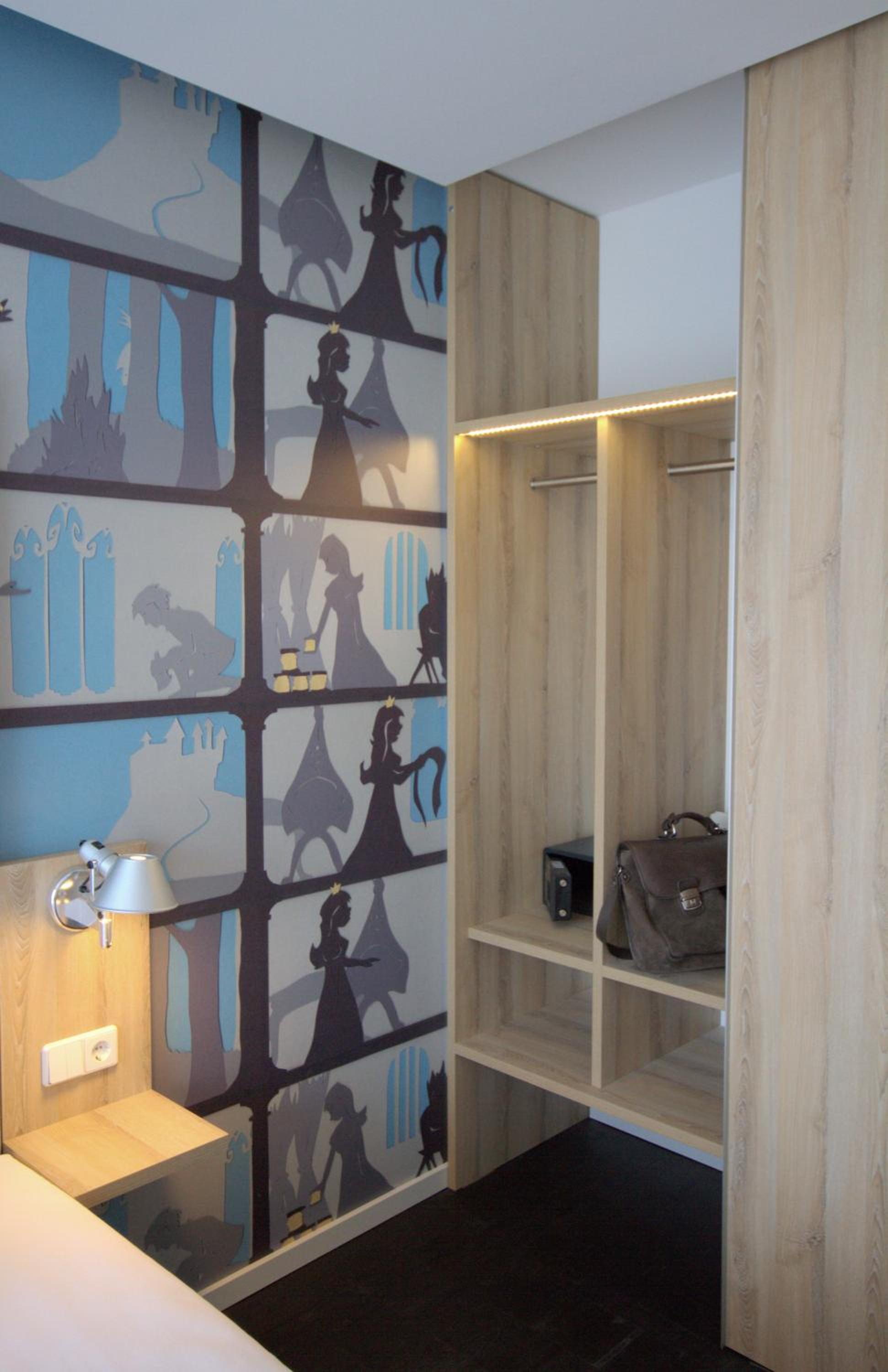Single Room photo 2
