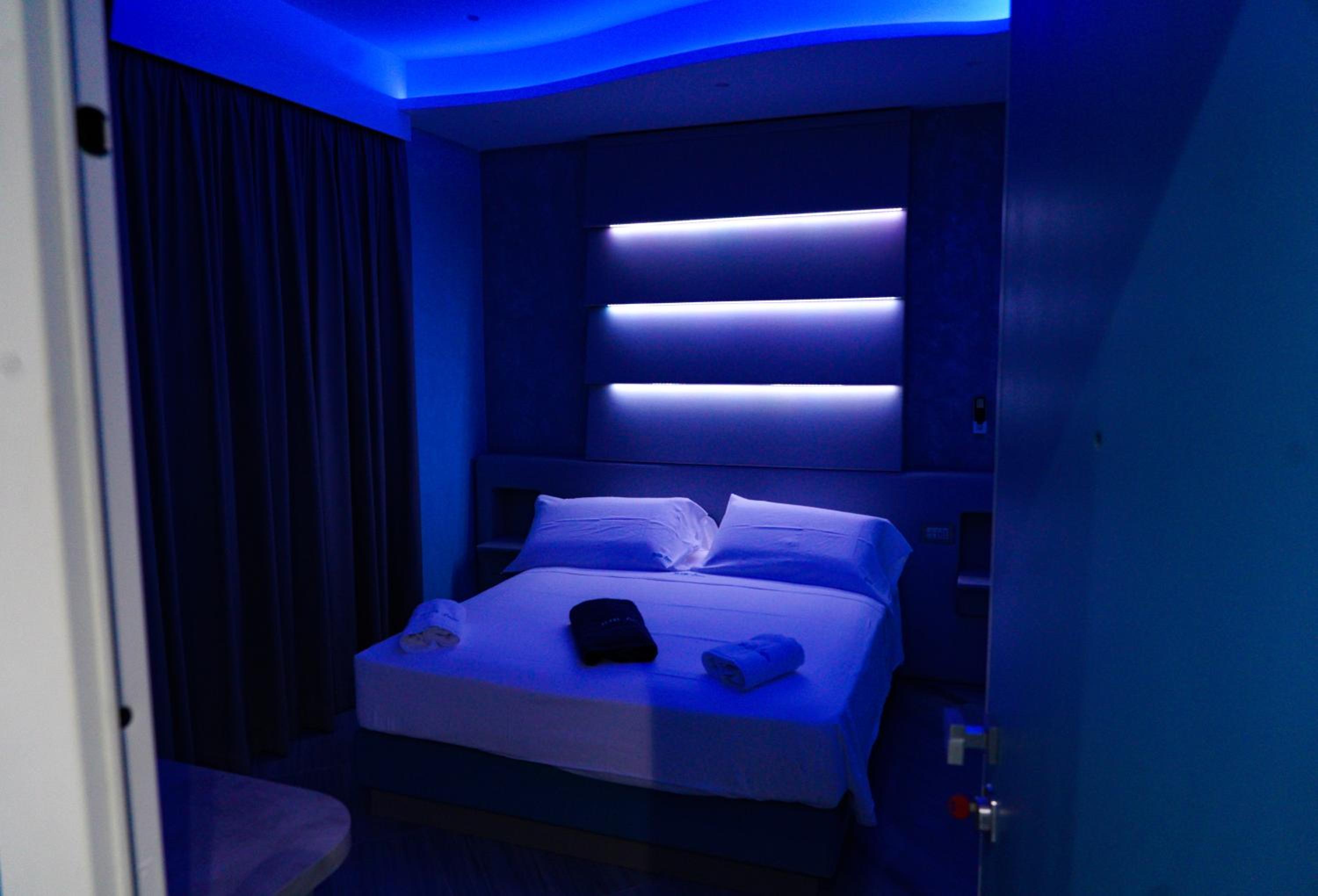 Deluxe Double Room with Balcony and Sea View photo 1