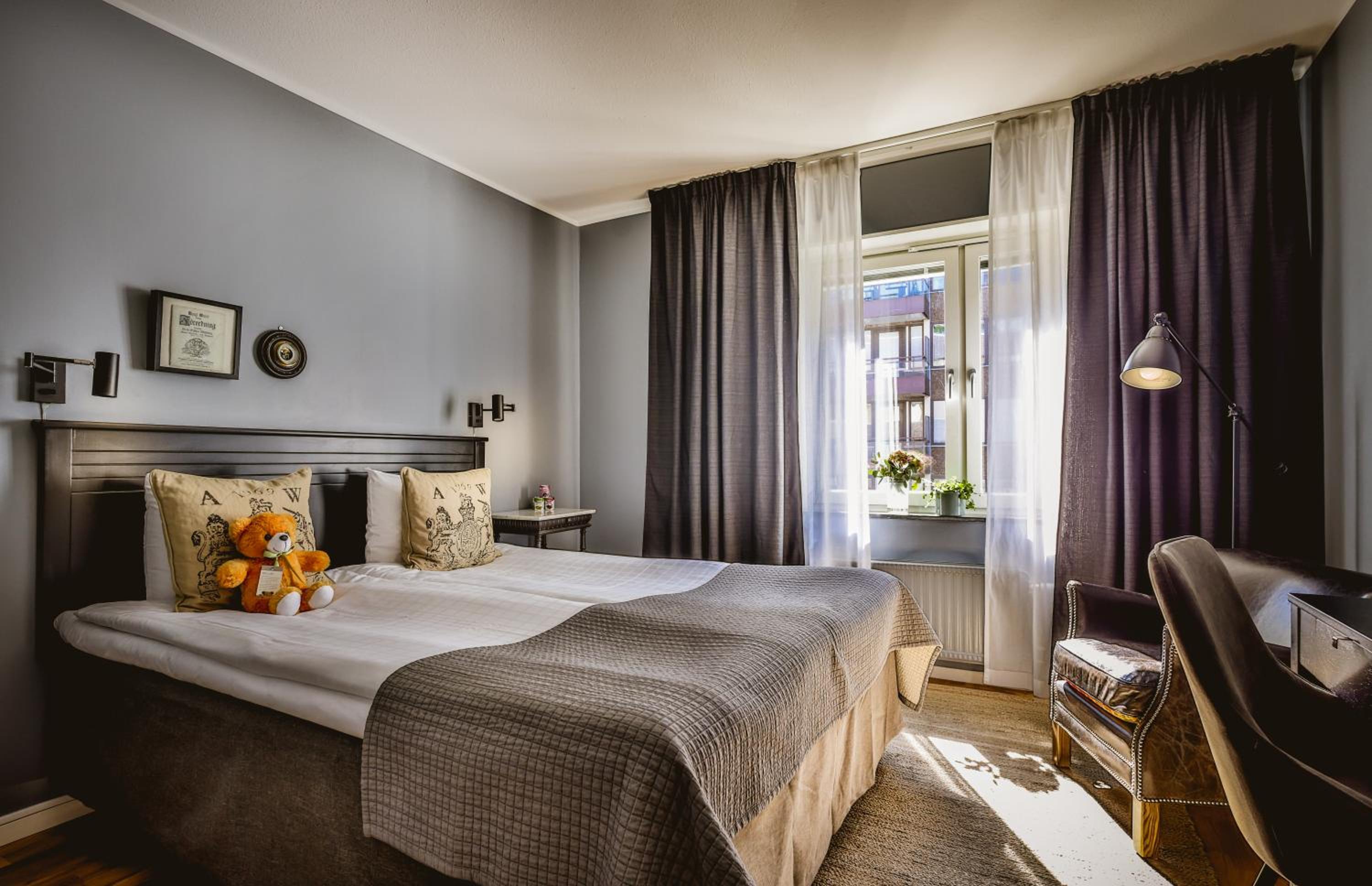 Standard Double Room - Photo 5