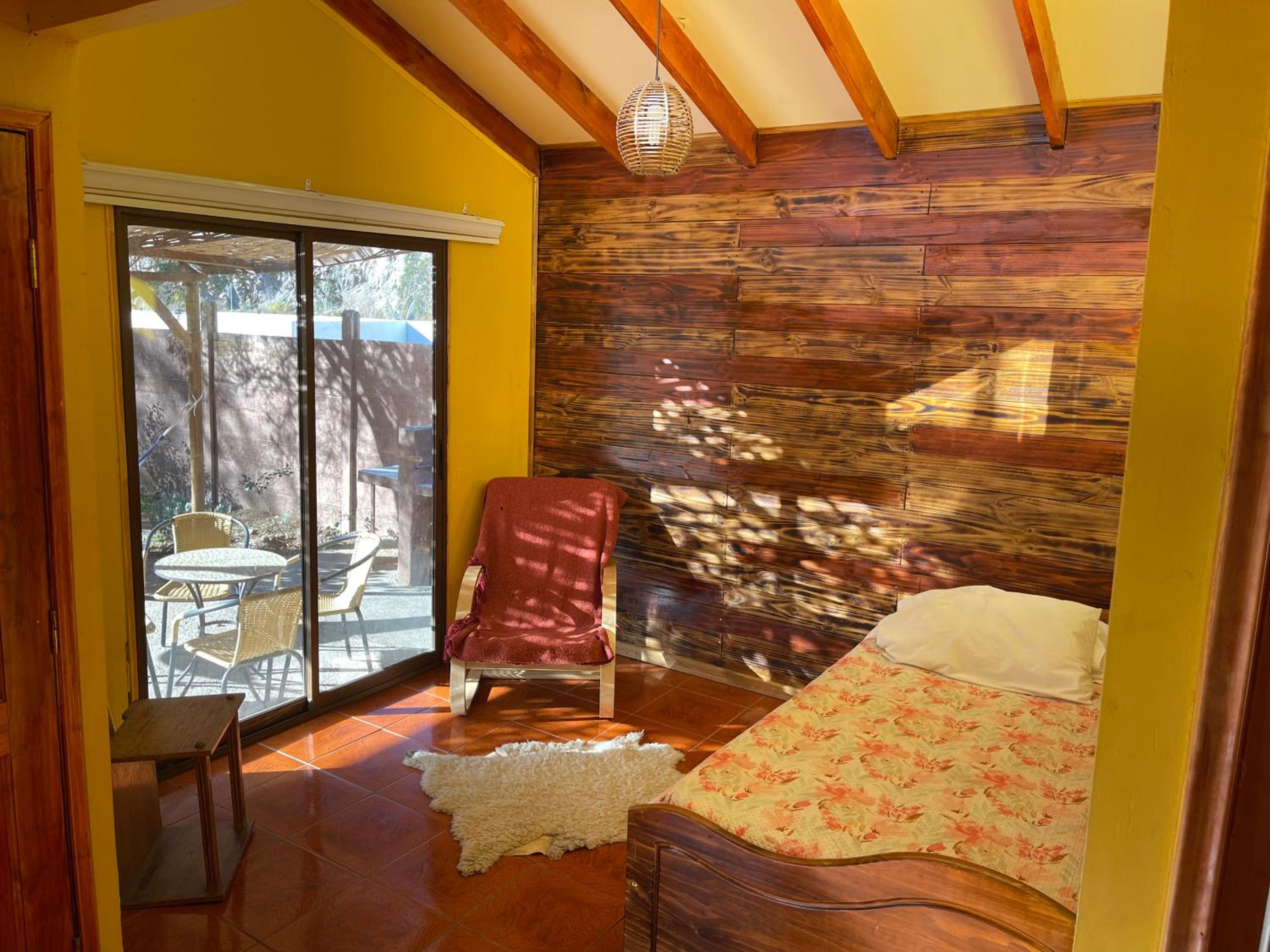 One-Bedroom House photo 3