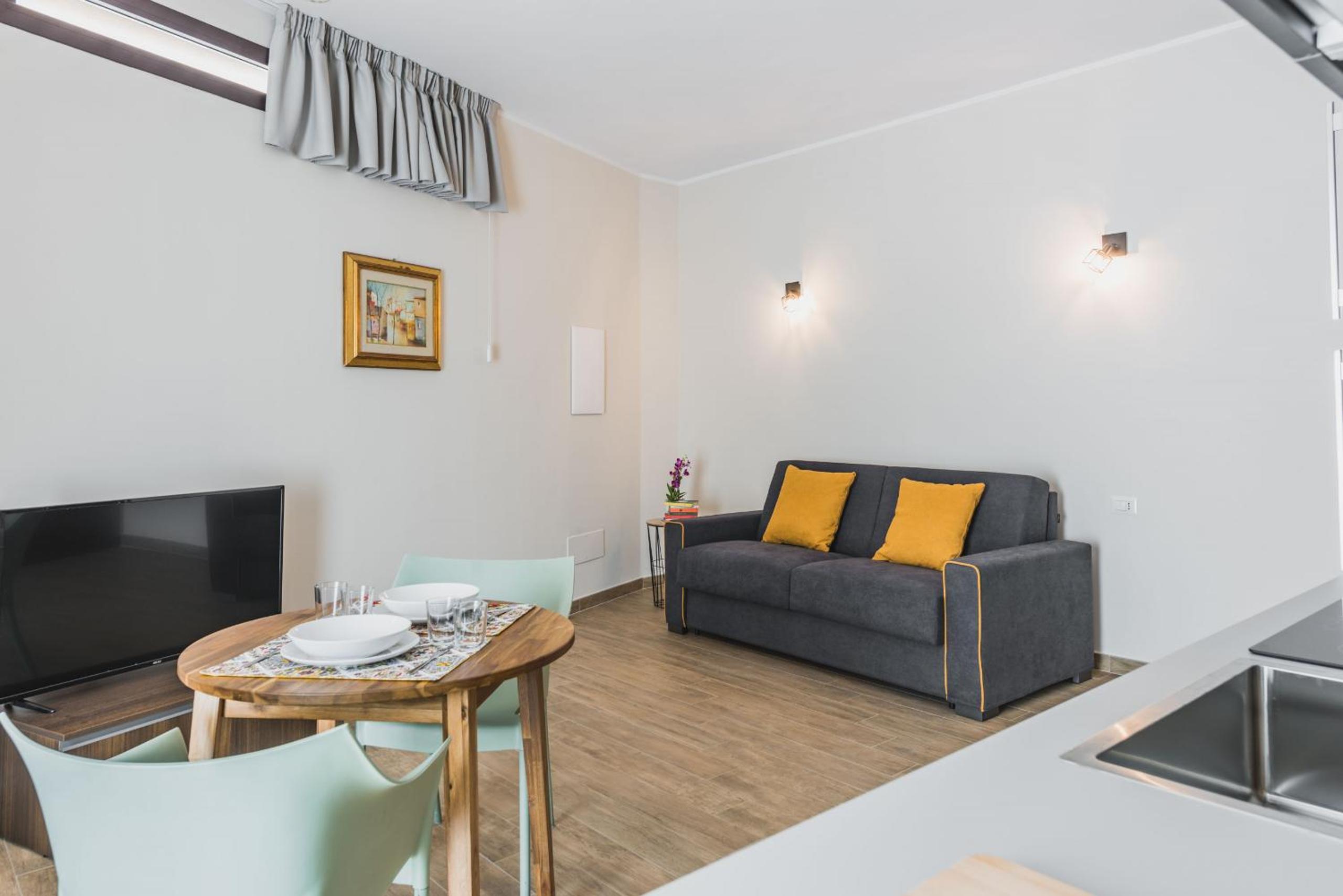 Studio Apartment