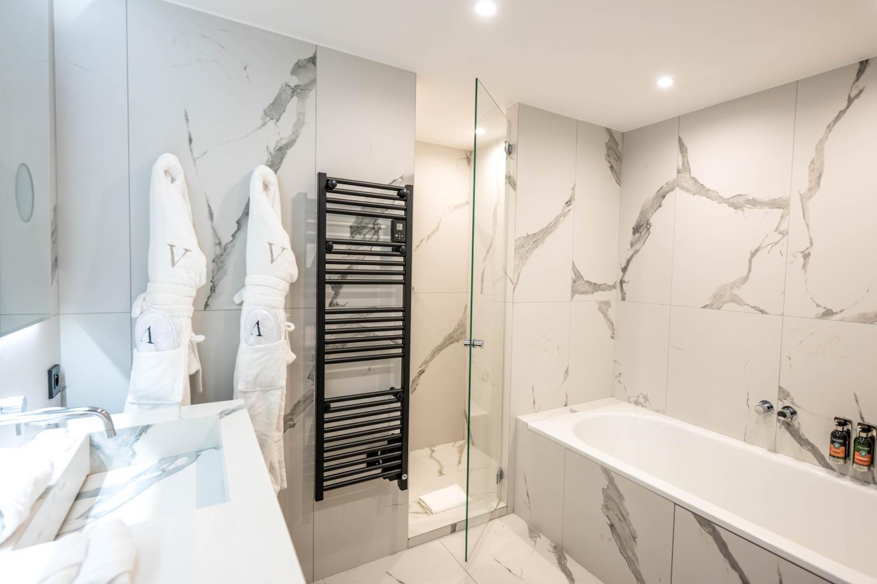 Suite Deluxe avec Terrasse et Accès Gratuit au Spa