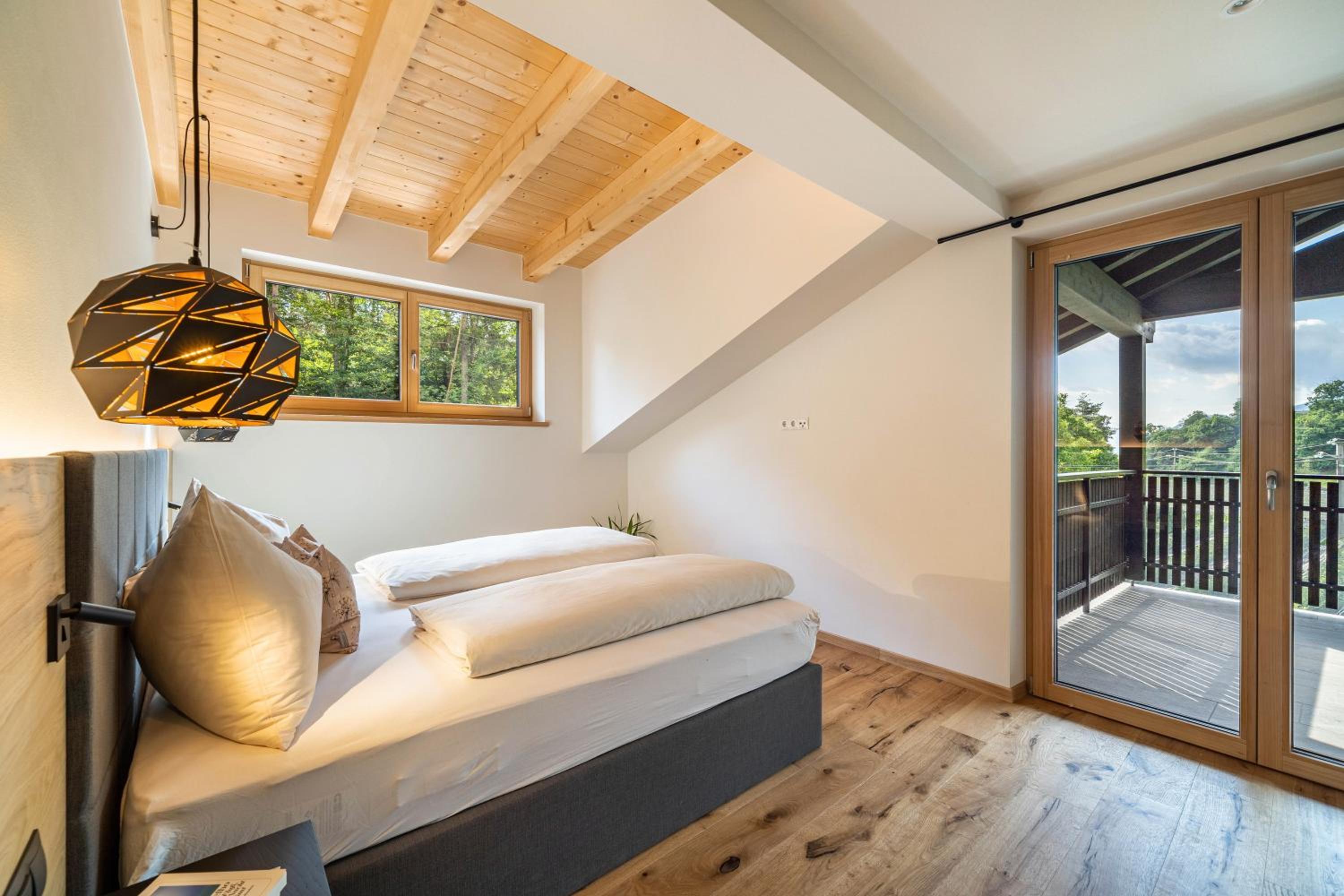 Two-Bedroom Deluxe Apartment with Garden View photo 1