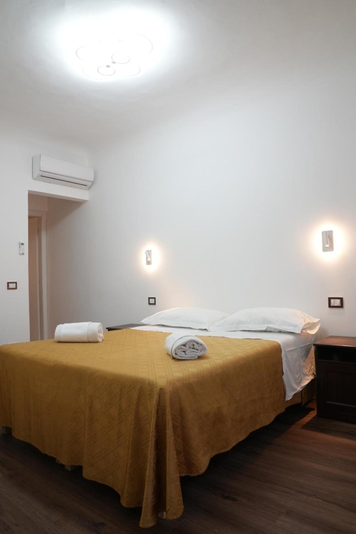 Triple Room with Private Bathroom