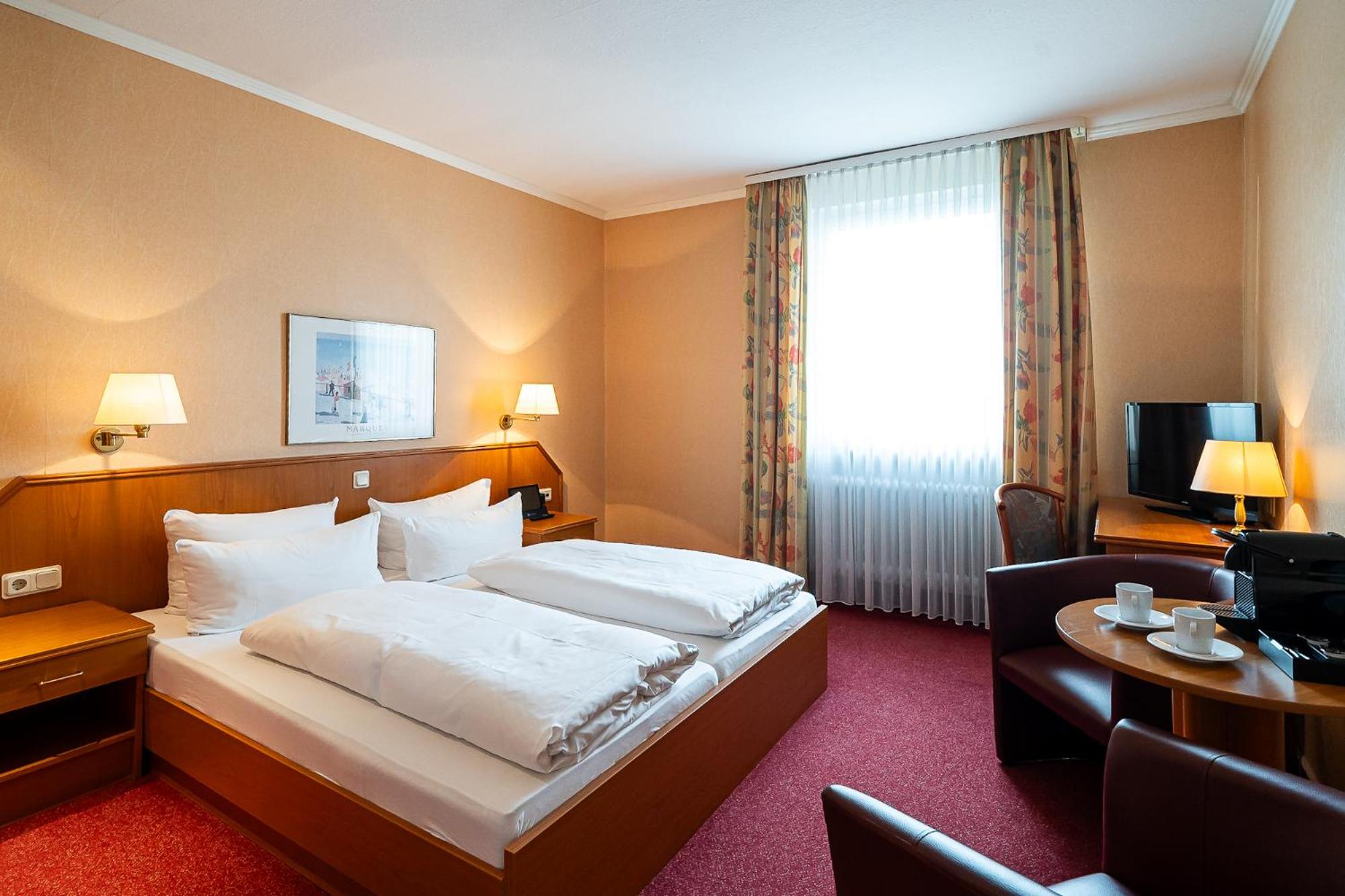 Economy Double Room photo 1