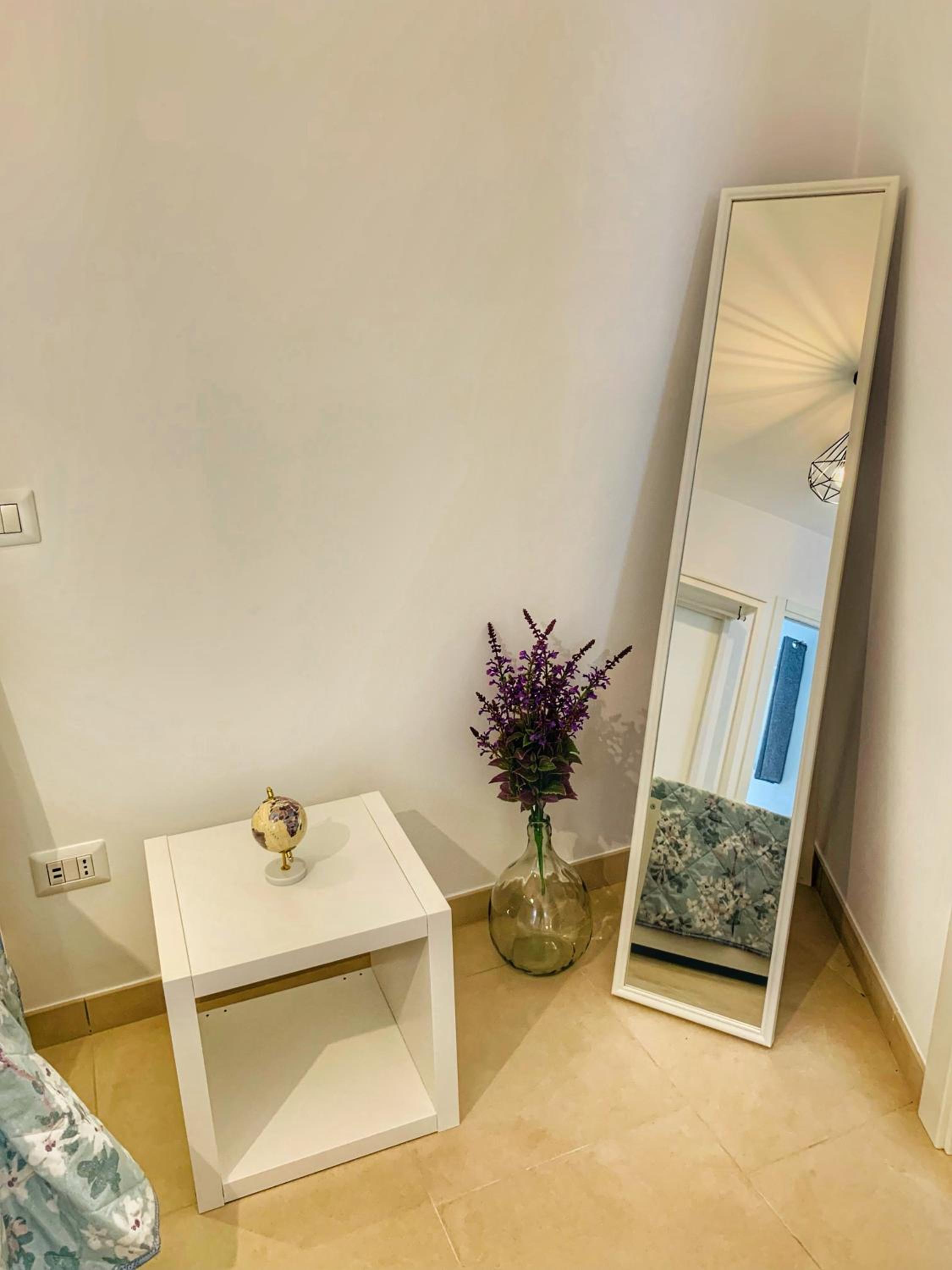 Family Studio - Photo 1