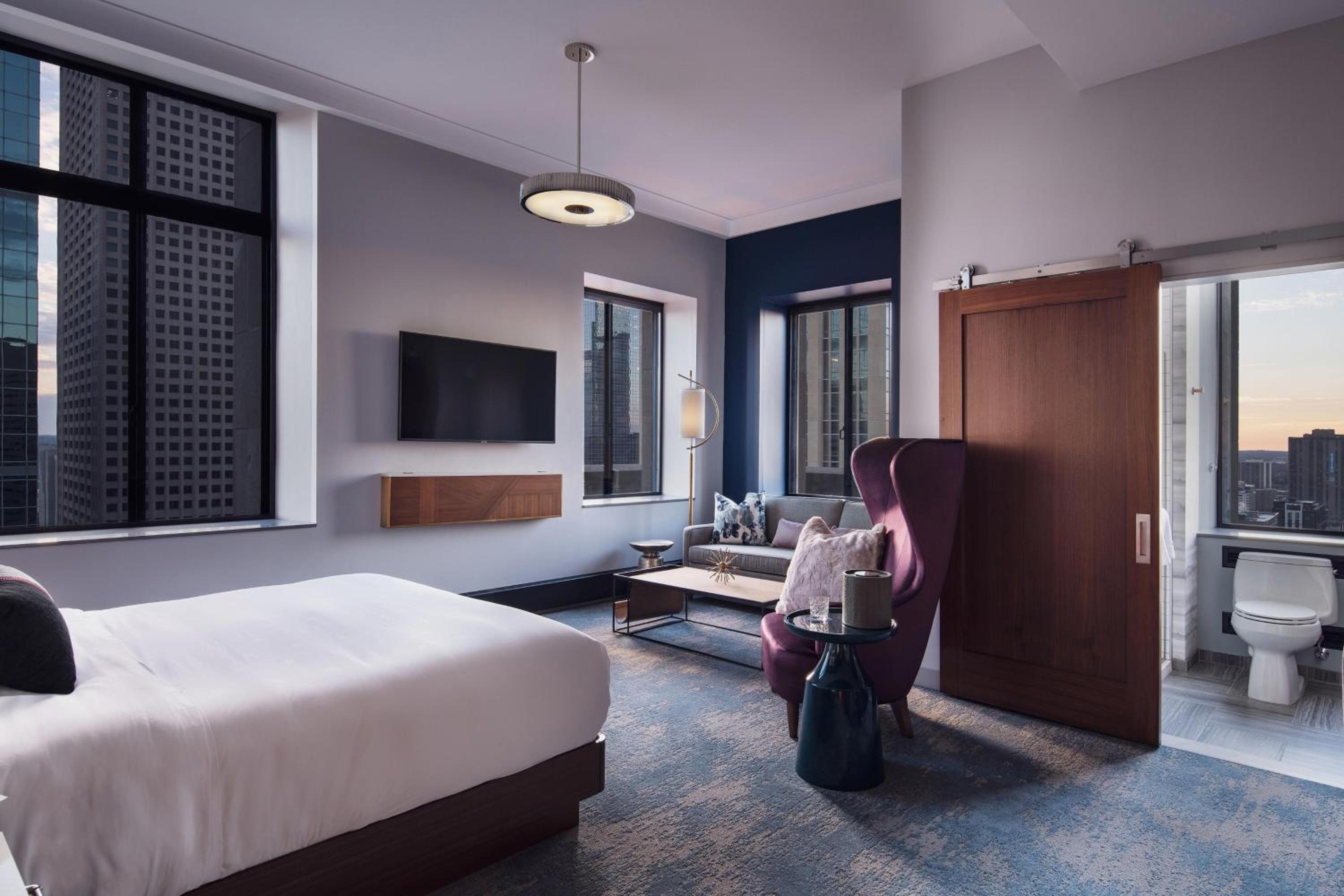 Premier King Suite with Sofa Bed and City View