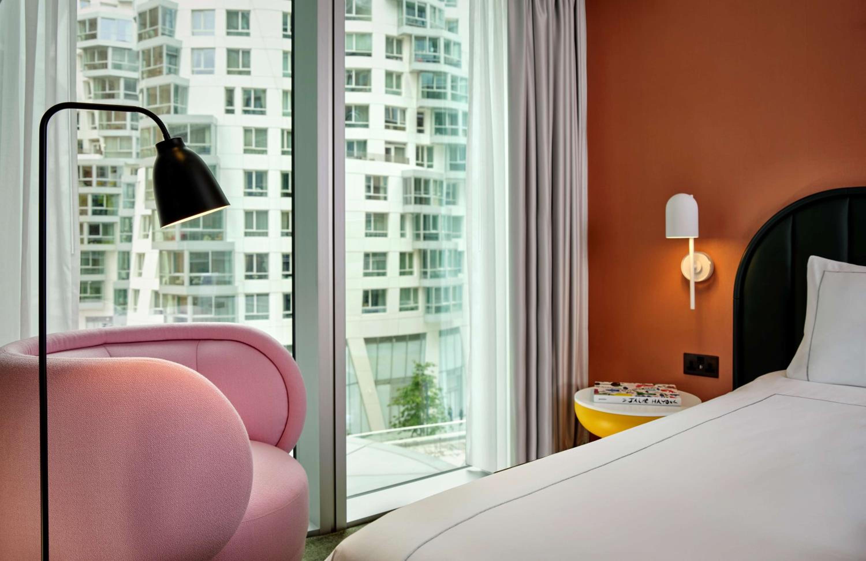 Studio King Suite (3 Adults) photo 2