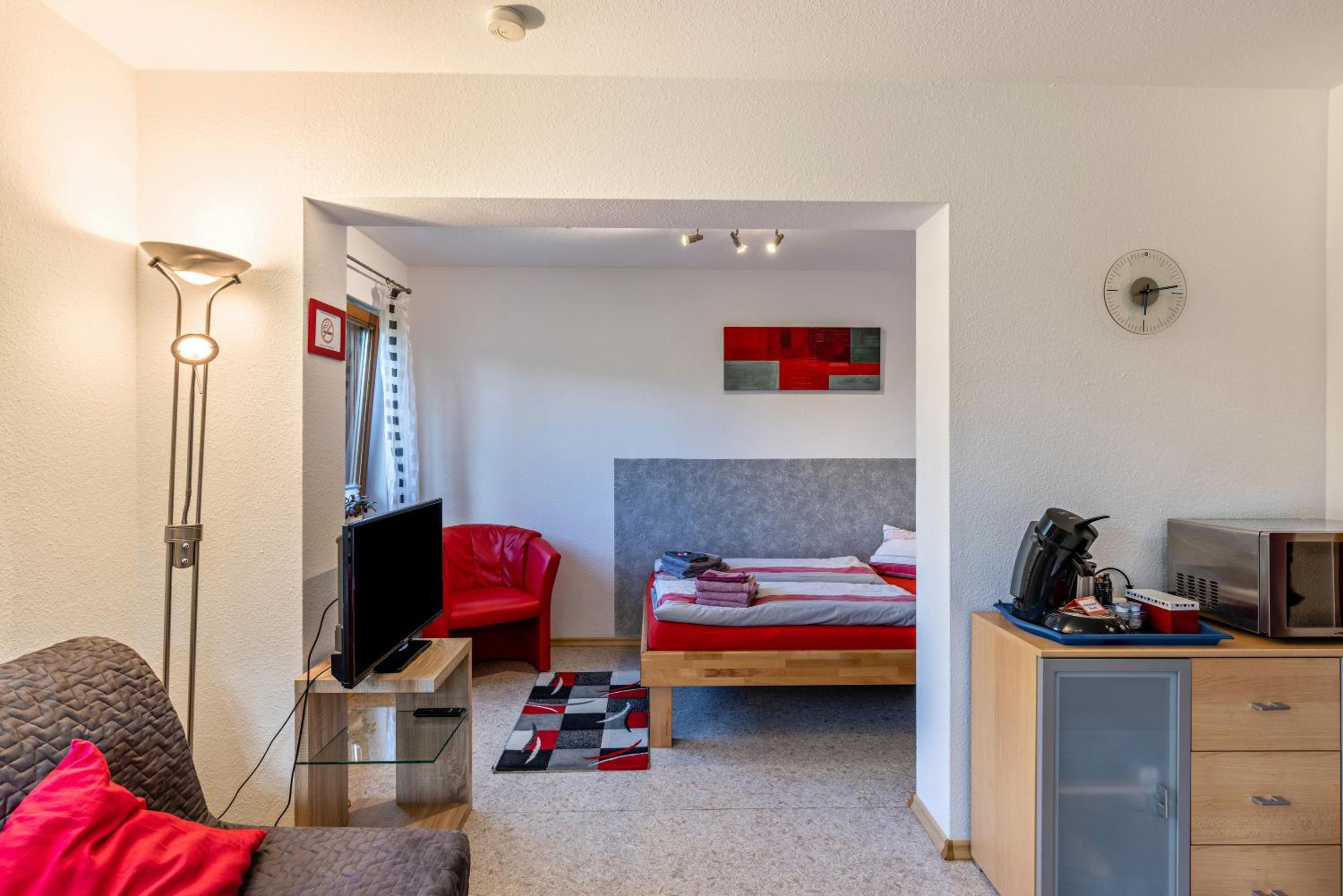 One-Bedroom Apartment with Garden View