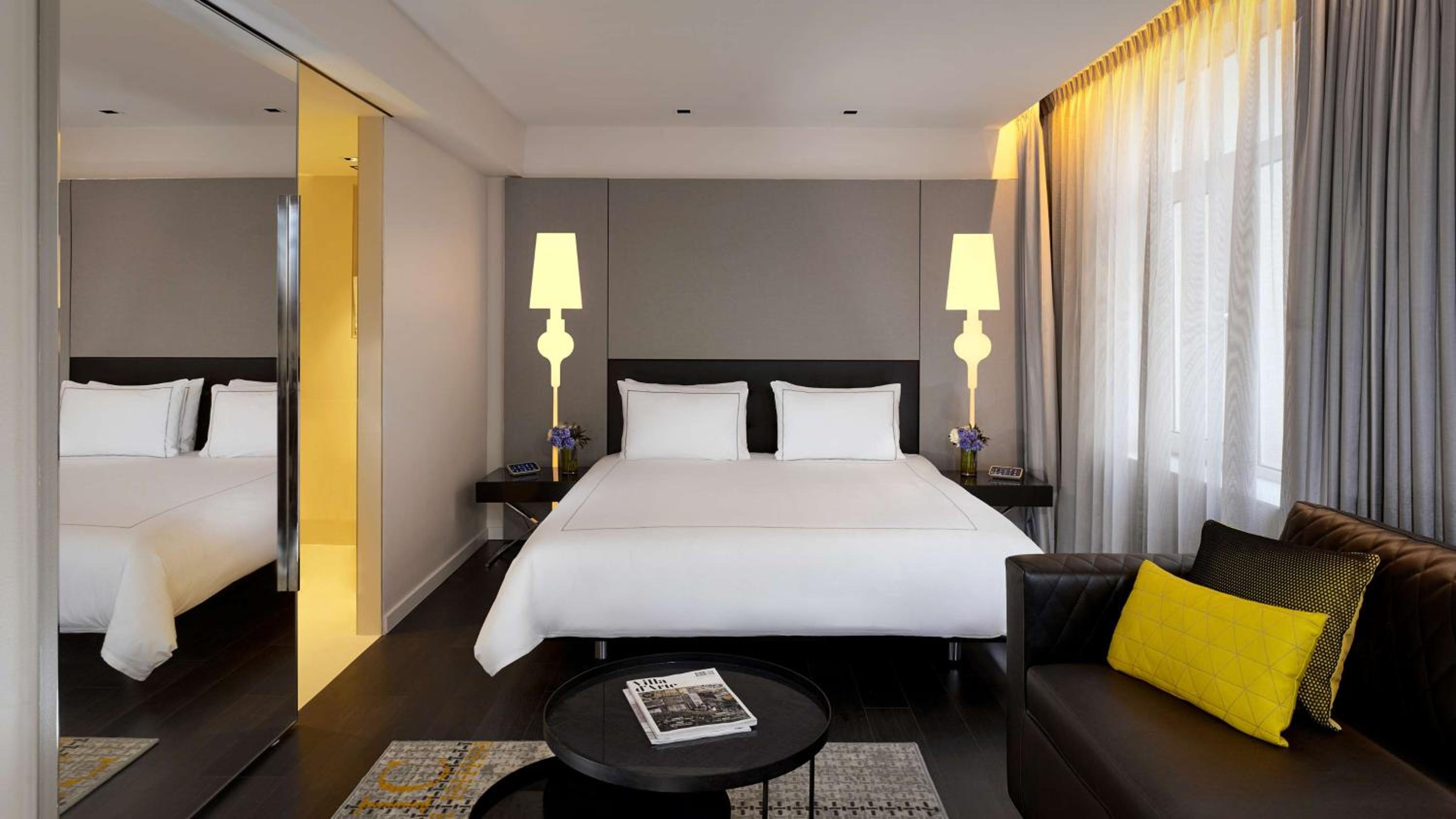 Superior King Room - Photo 1