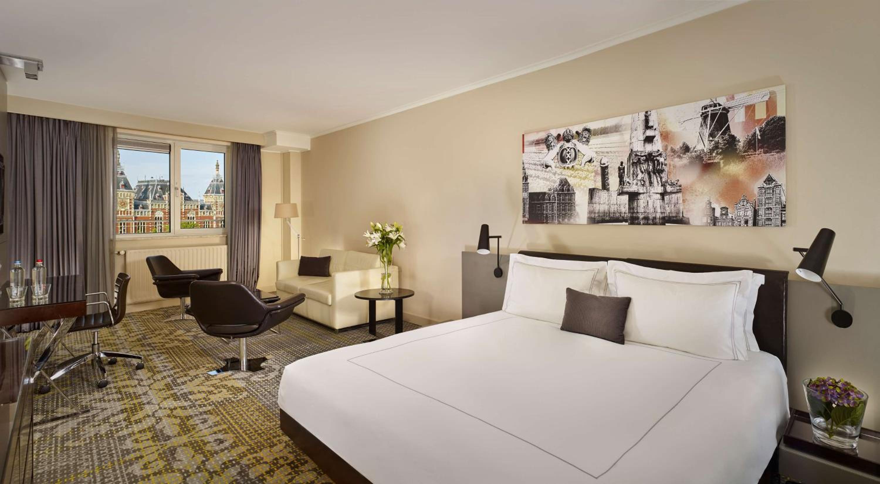 Executive King Room with Canal View - Photo 3