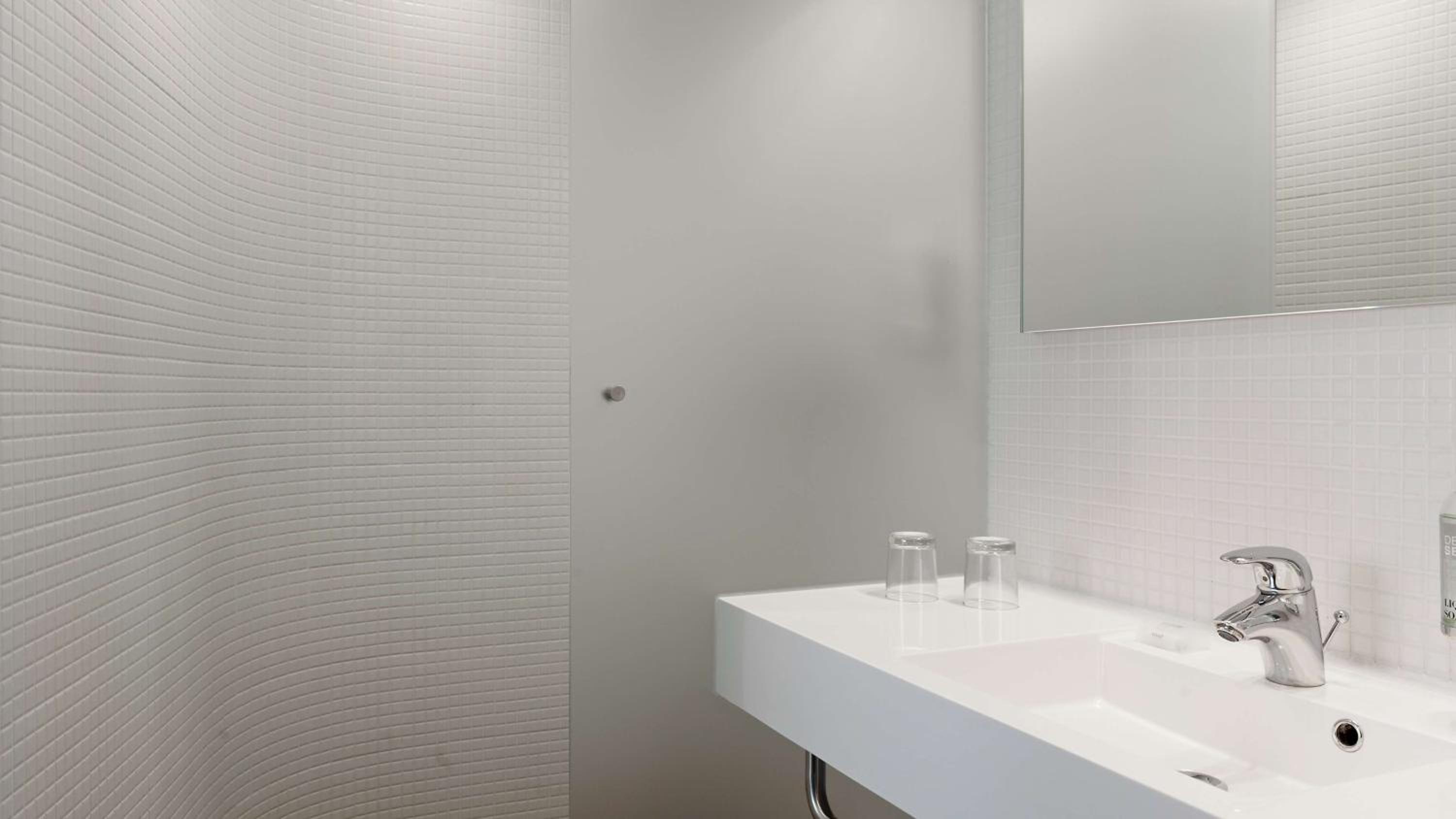 Superior Twin Room - Photo 3