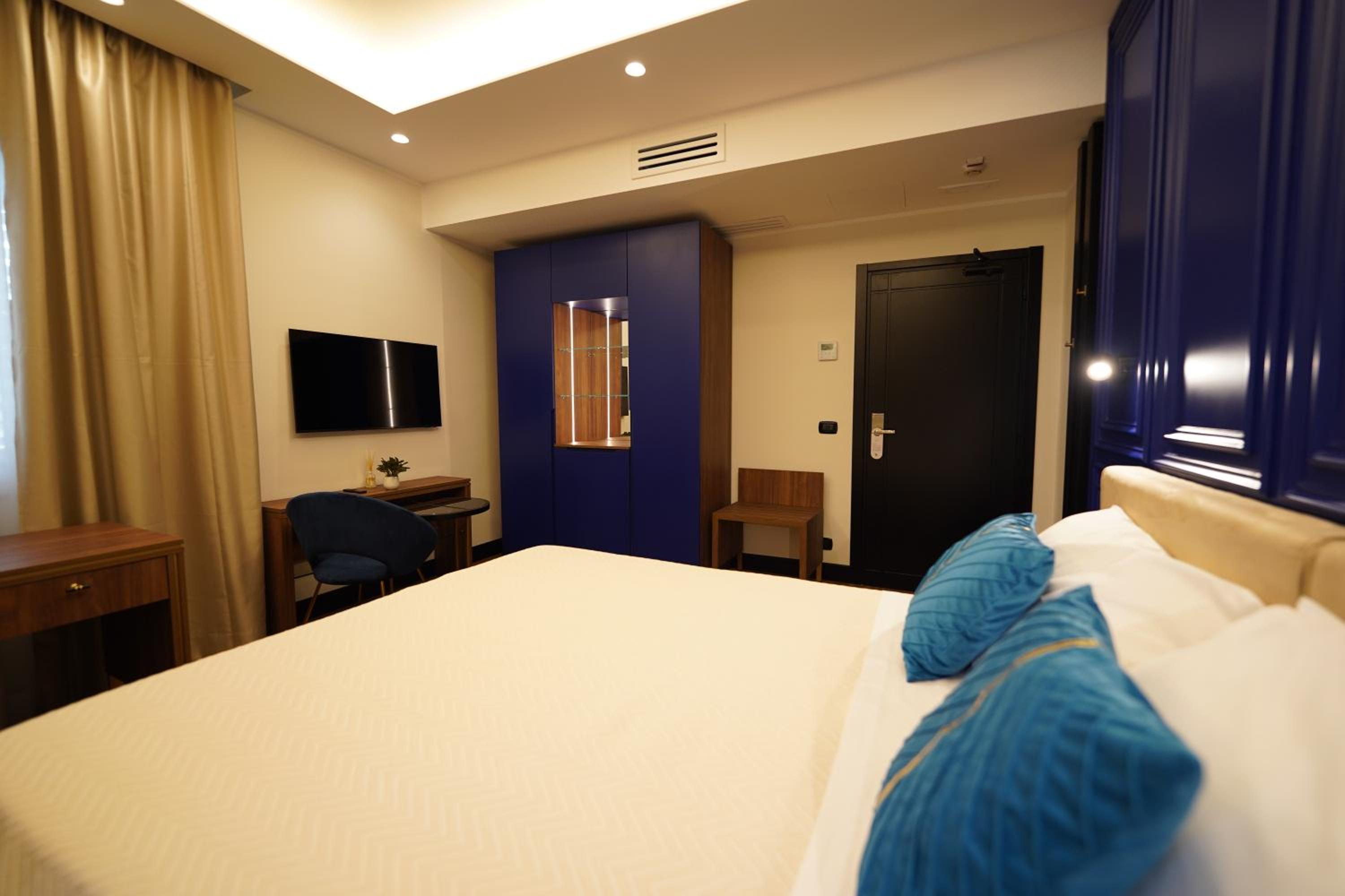 Deluxe Double Room photo 3