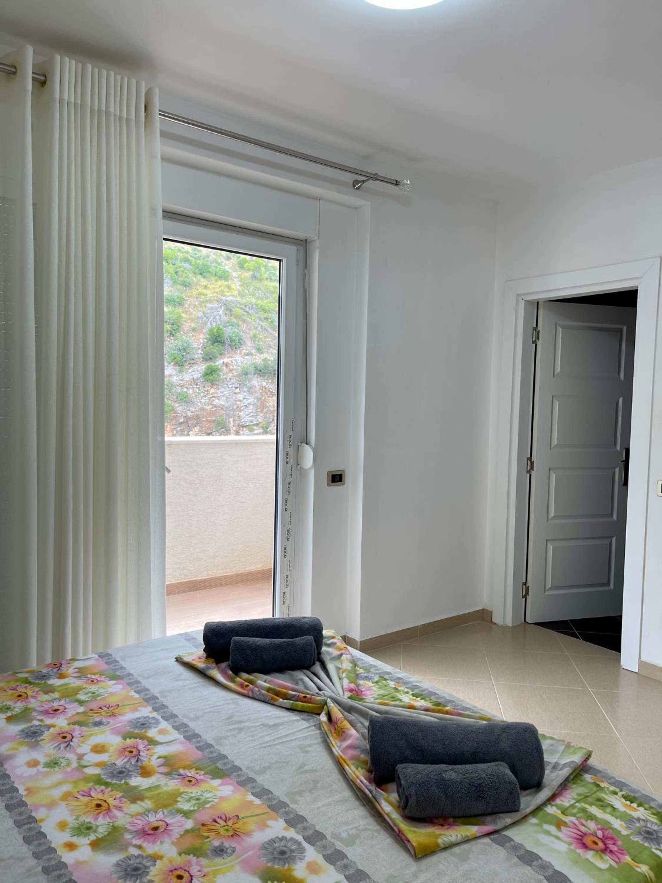 Two-Bedroom Apartment photo 2