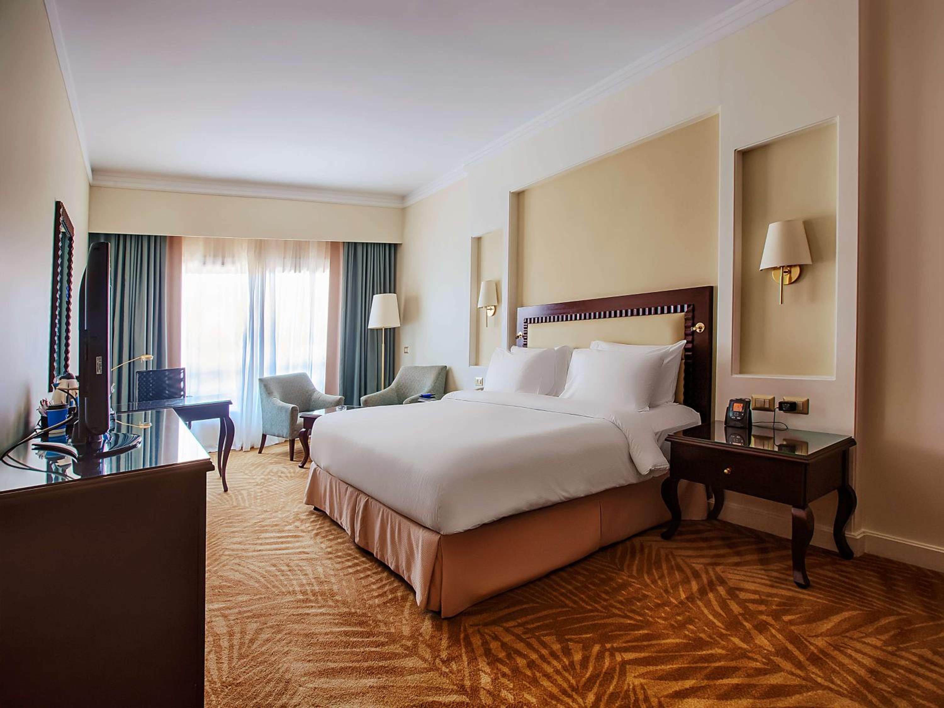 Executive Deluxe King Room