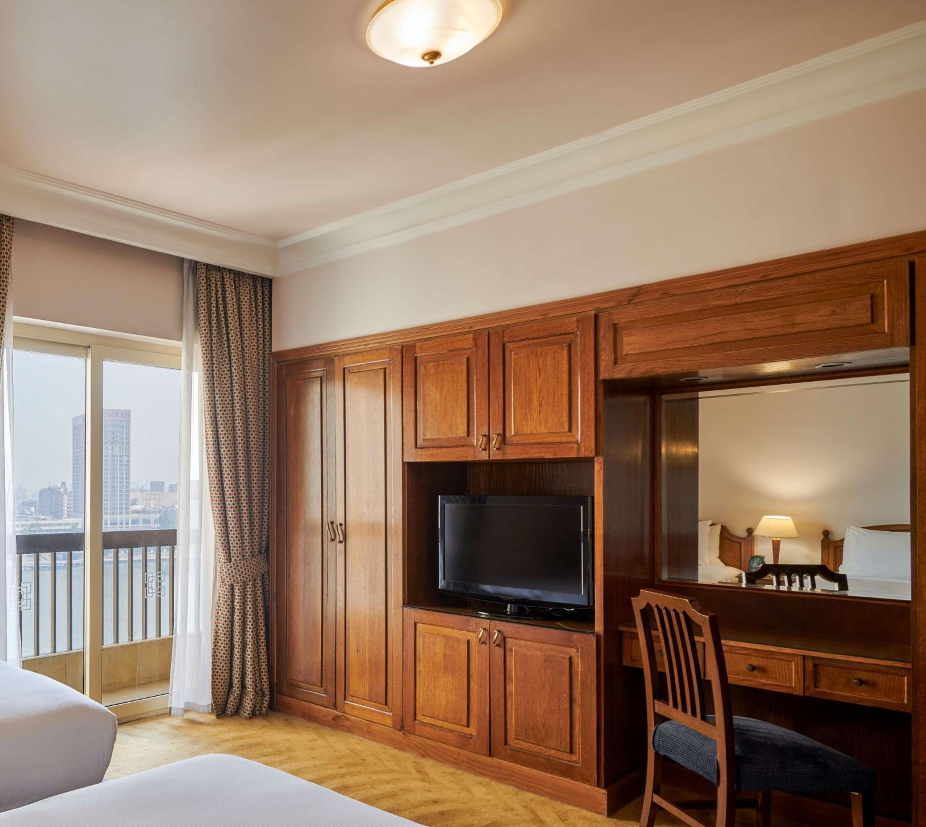 King Room Plus with Side River View thumbnail 6