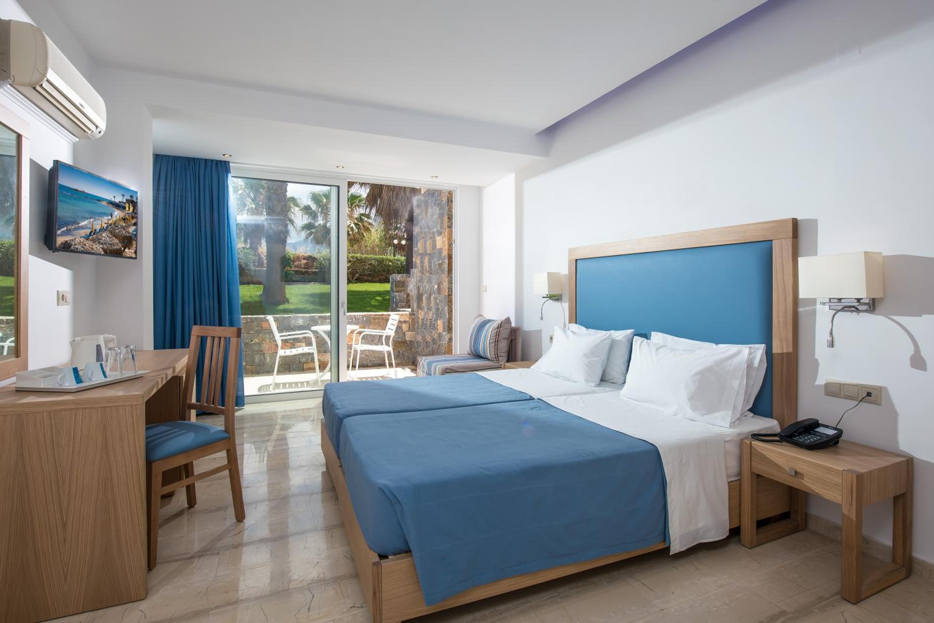 Superior Twin/Double Room
