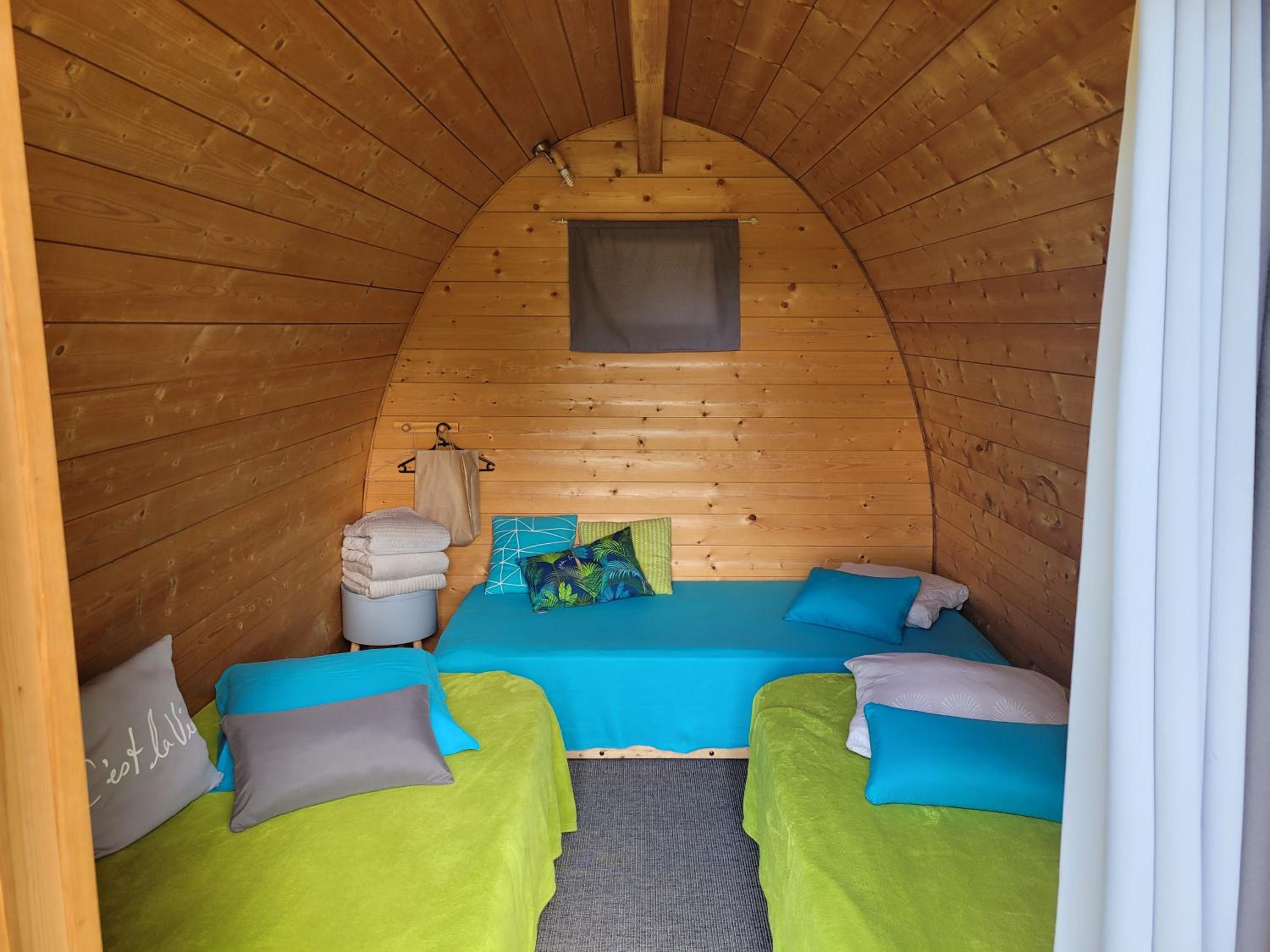 One-Bedroom House photo 2