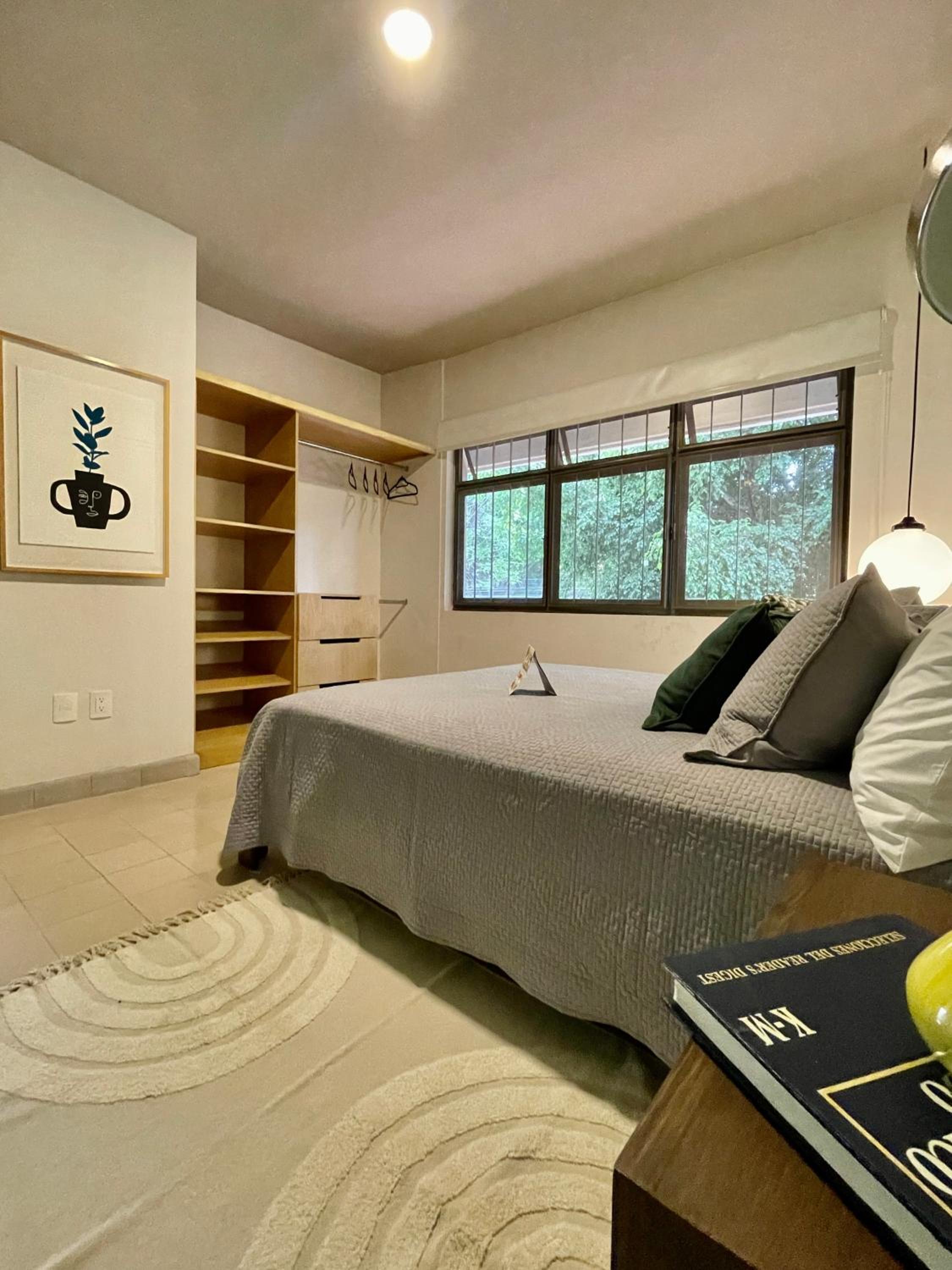 Apartment with Terrace - Photo 7