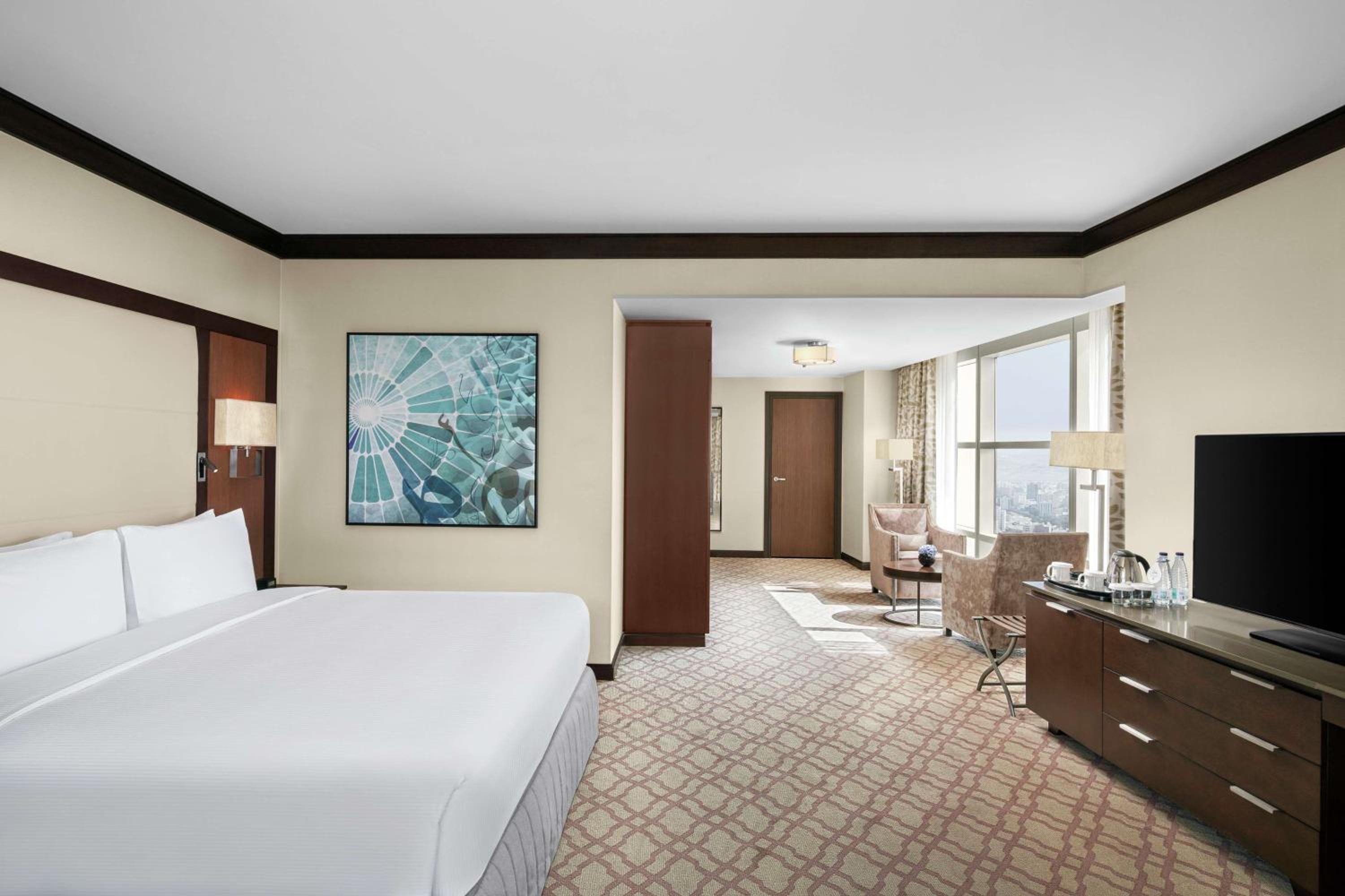 King Deluxe Room with Partial Haram View