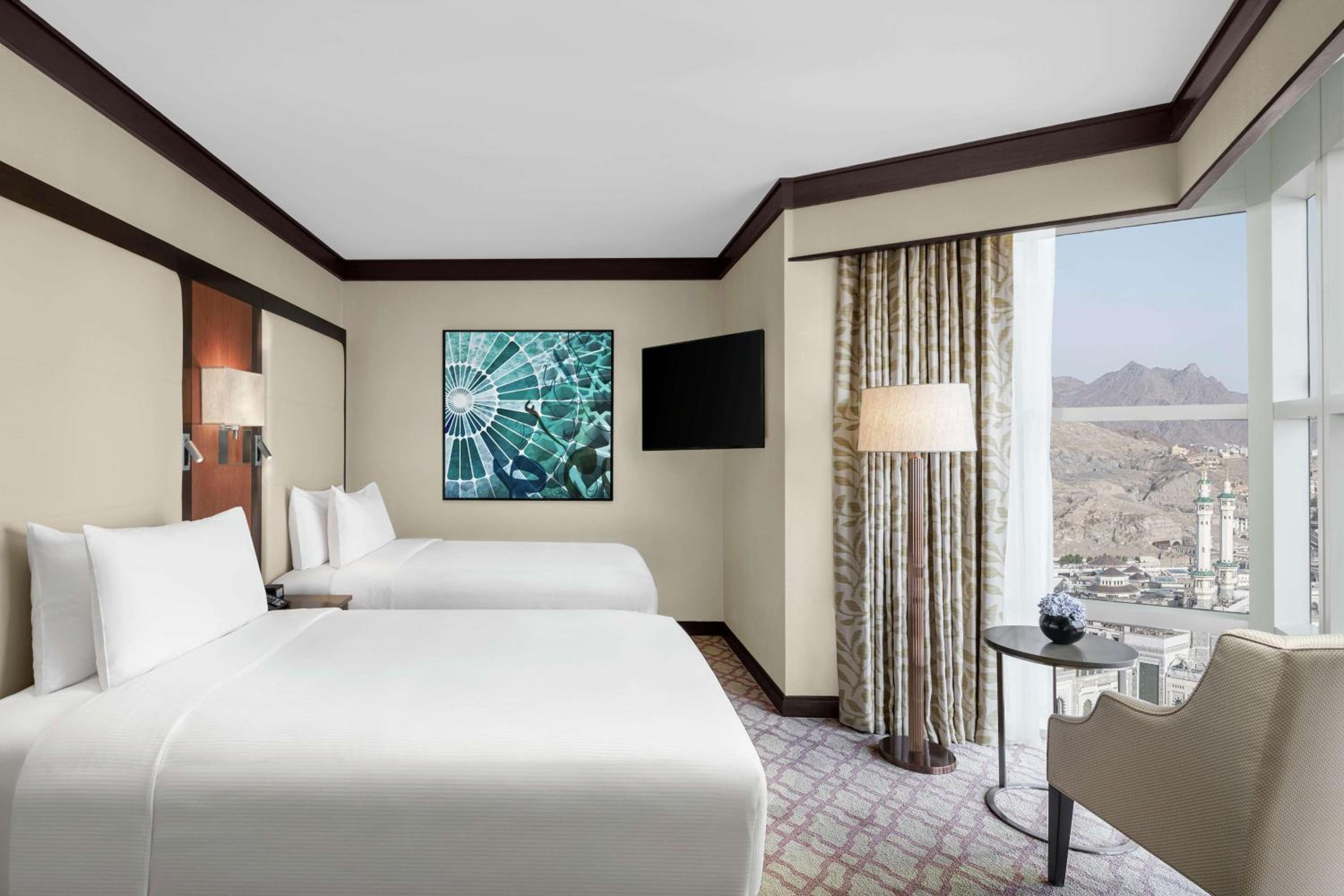 Junior Twin Suite