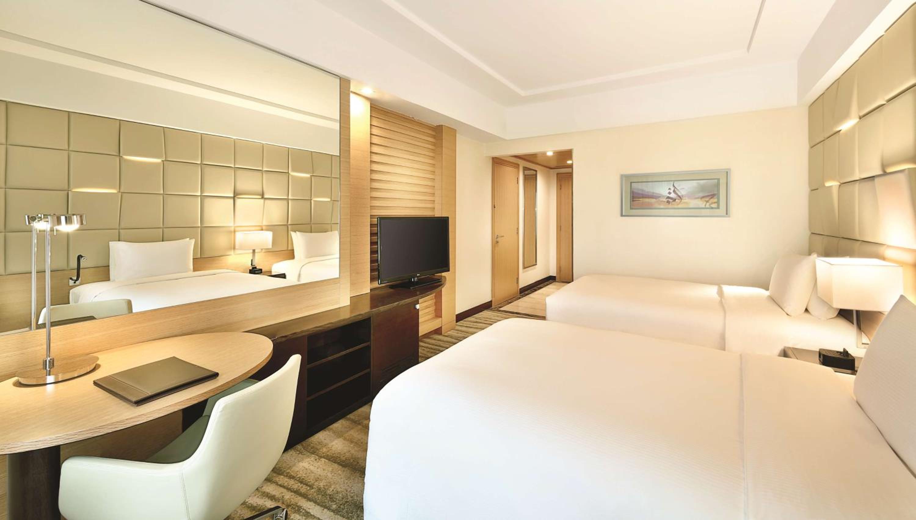 Twin Guest Room with Garden View