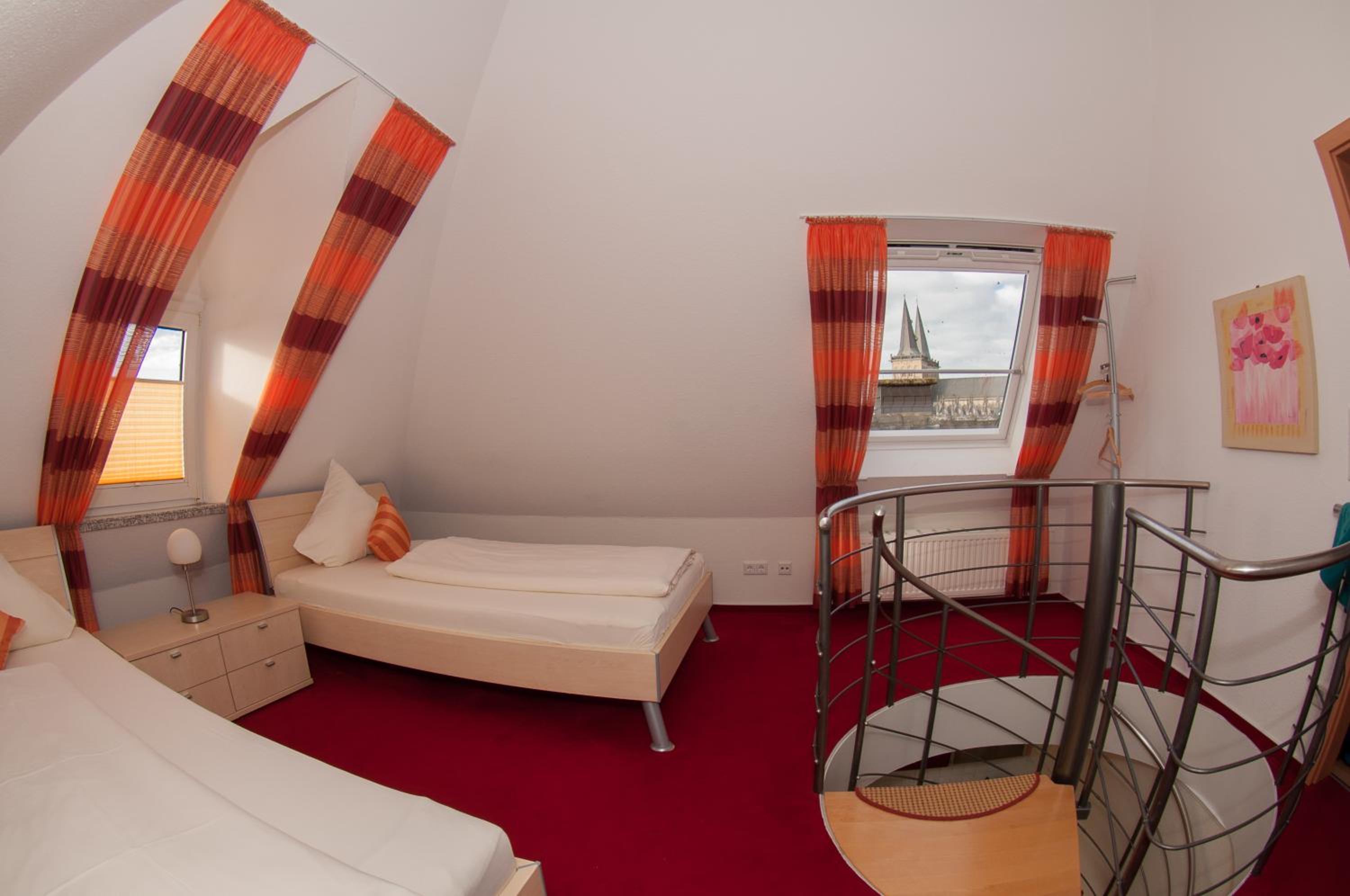 One-Bedroom Apartment - Photo 22