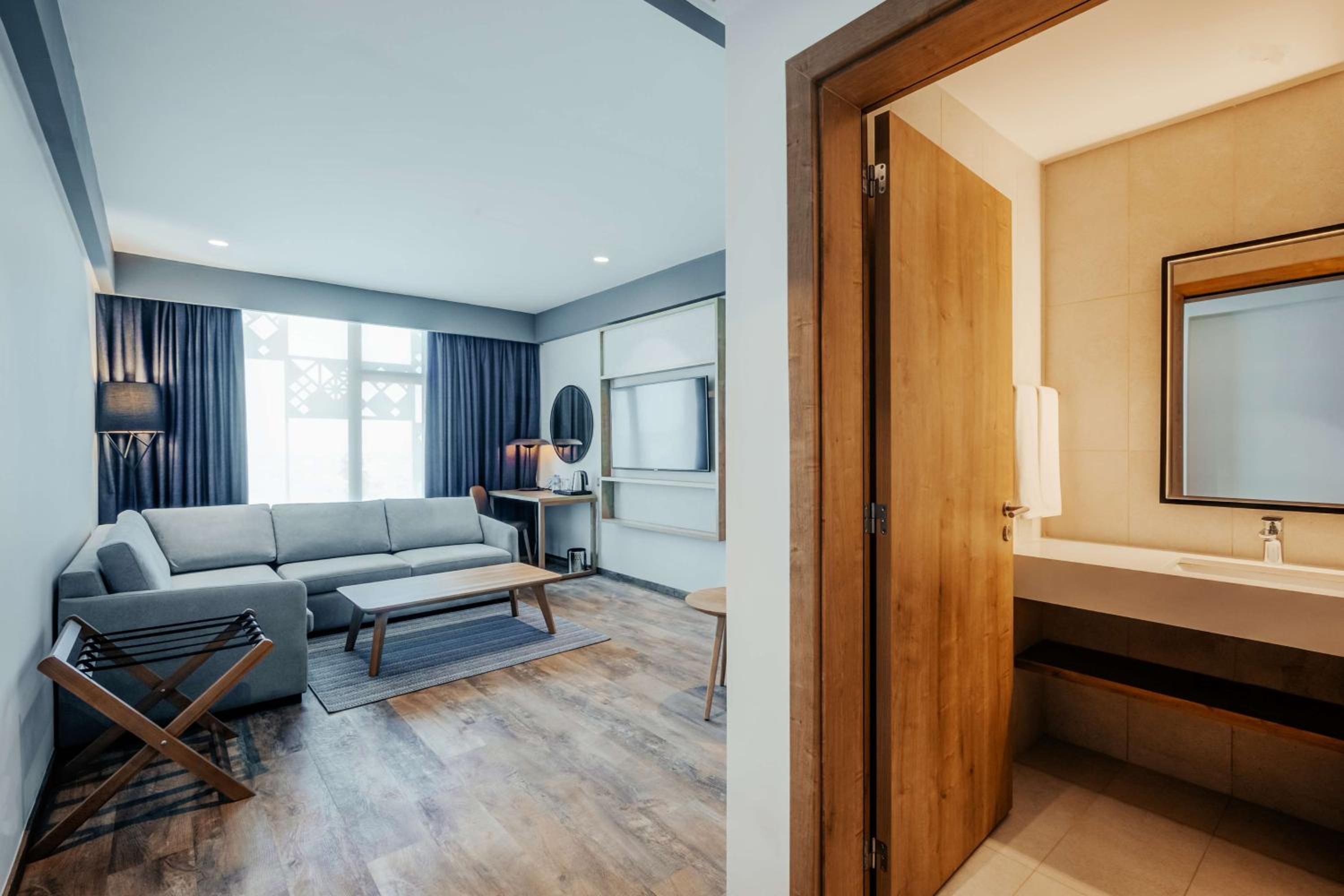 One-Bedroom King Suite - Photo 1