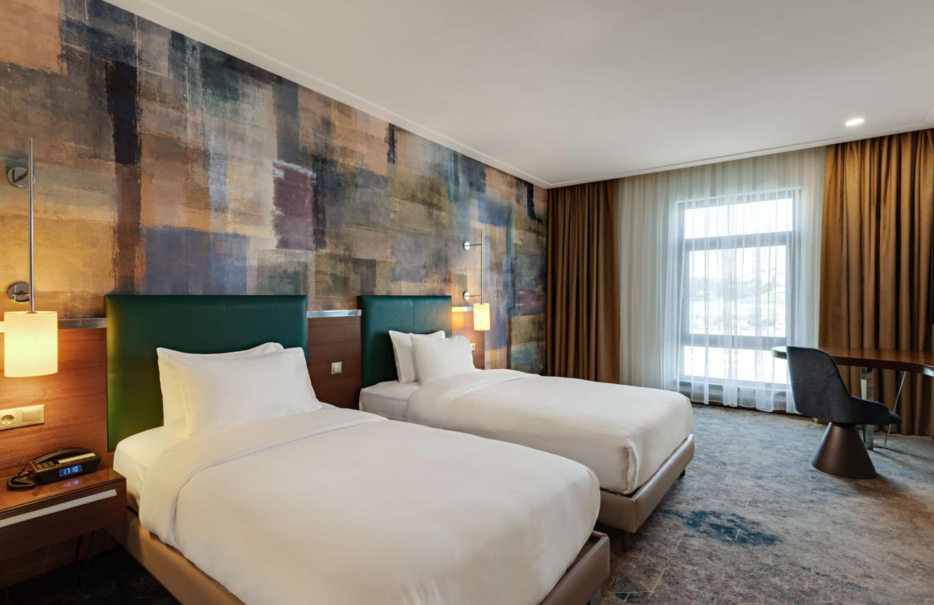 Twin Room with City View