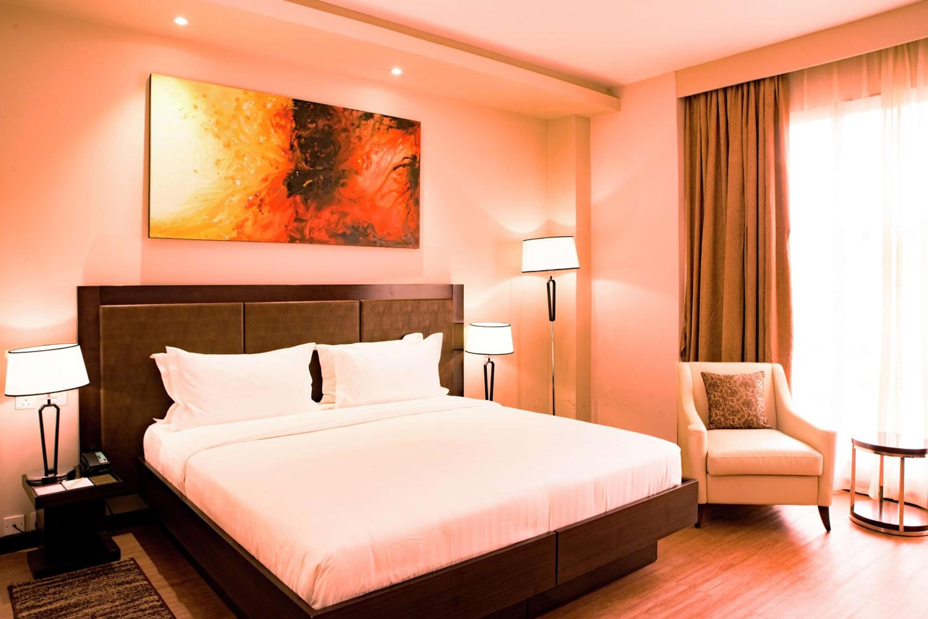 Deluxe King Room