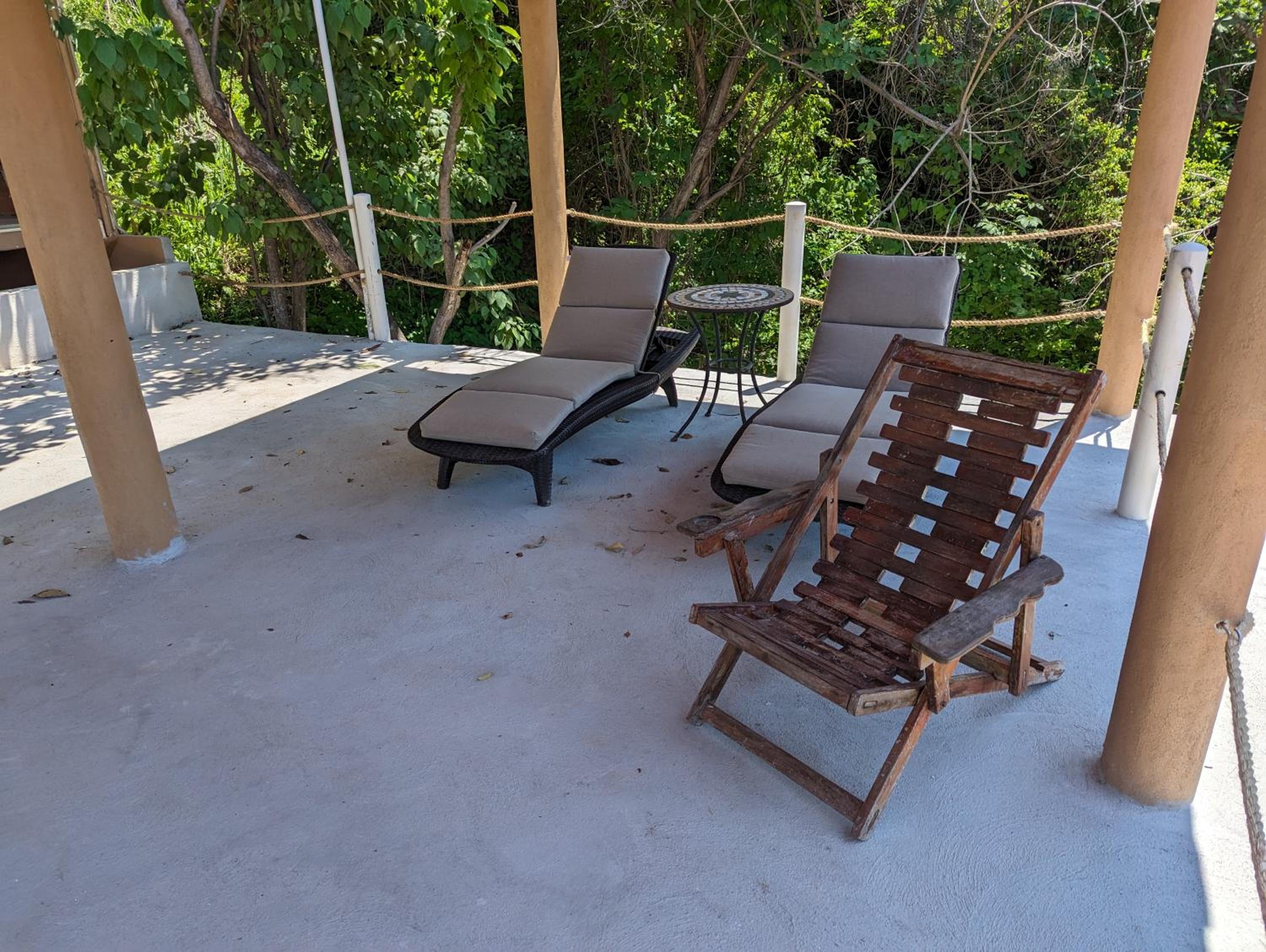 Bungalow with Sea View photo 2