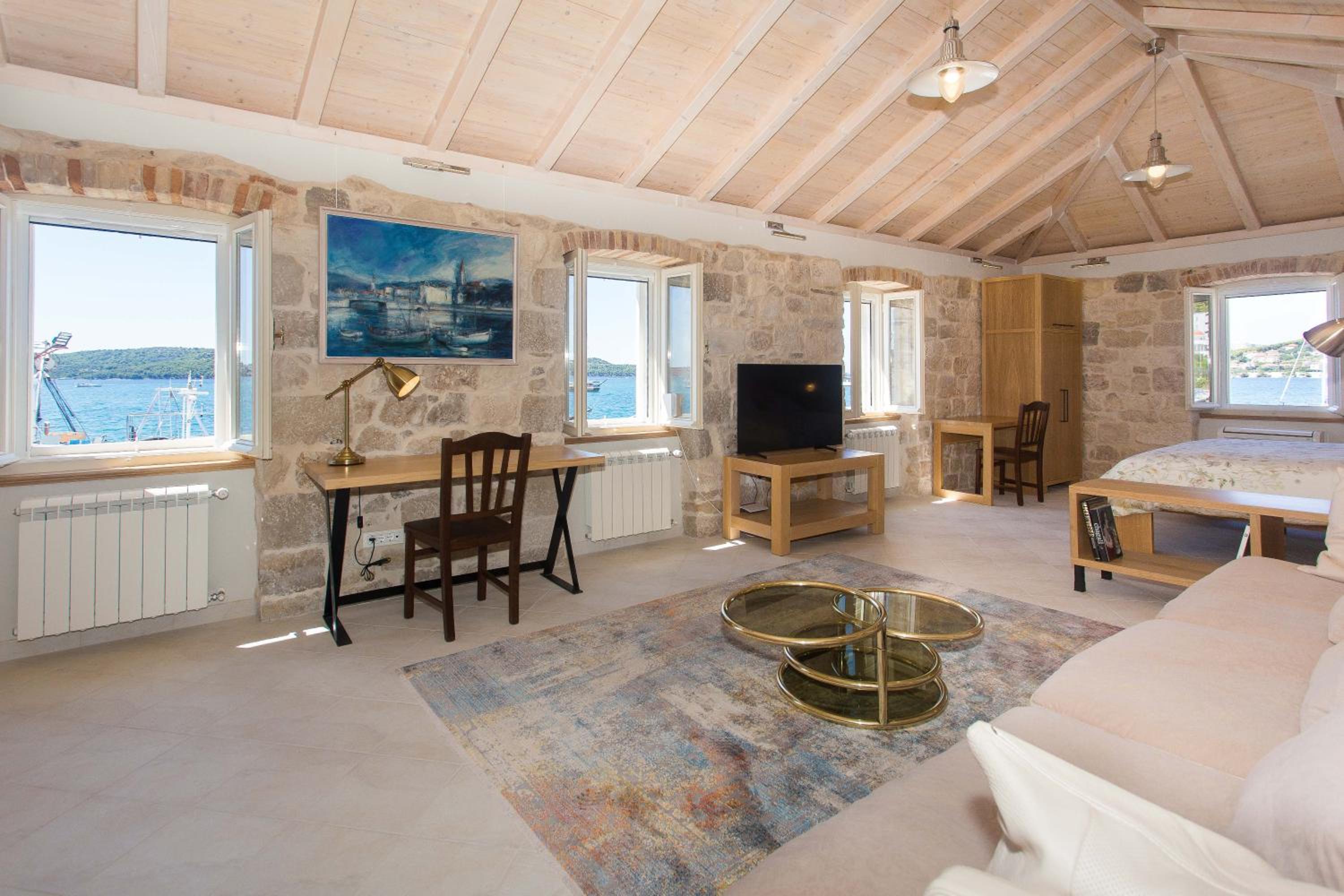 One-Bedroom House