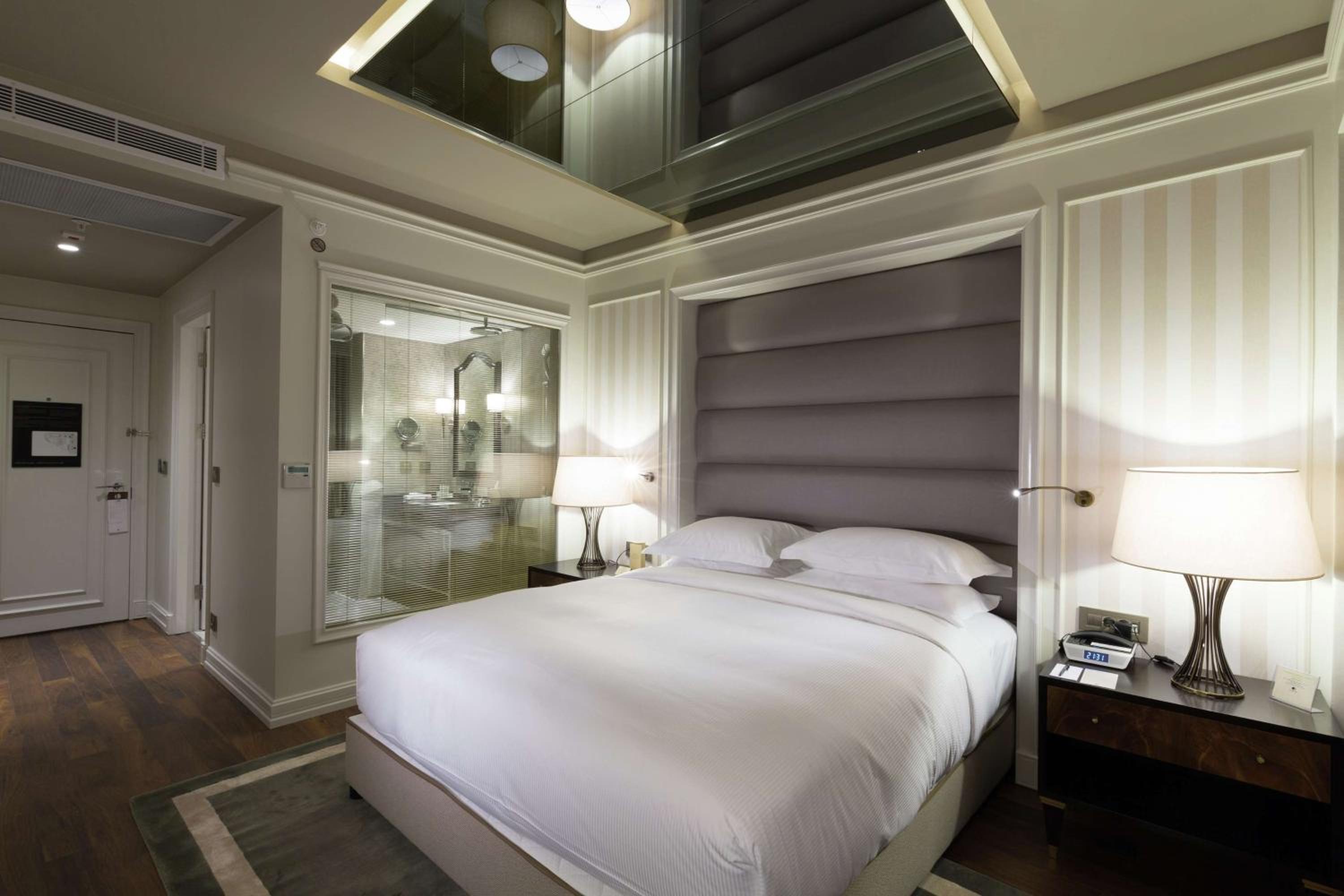 Superior King Room with Patio