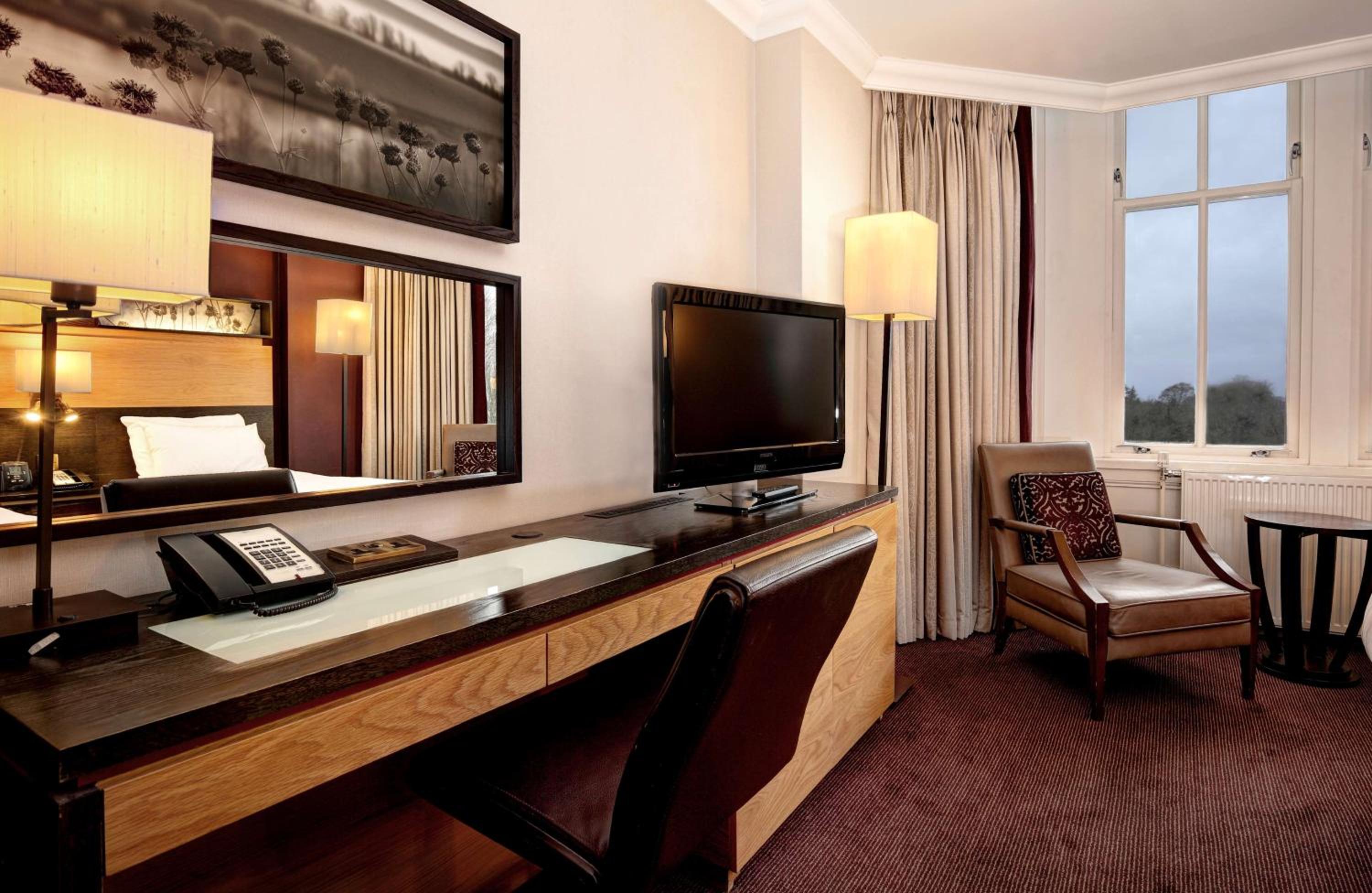 Standard Twin Room - Photo 2