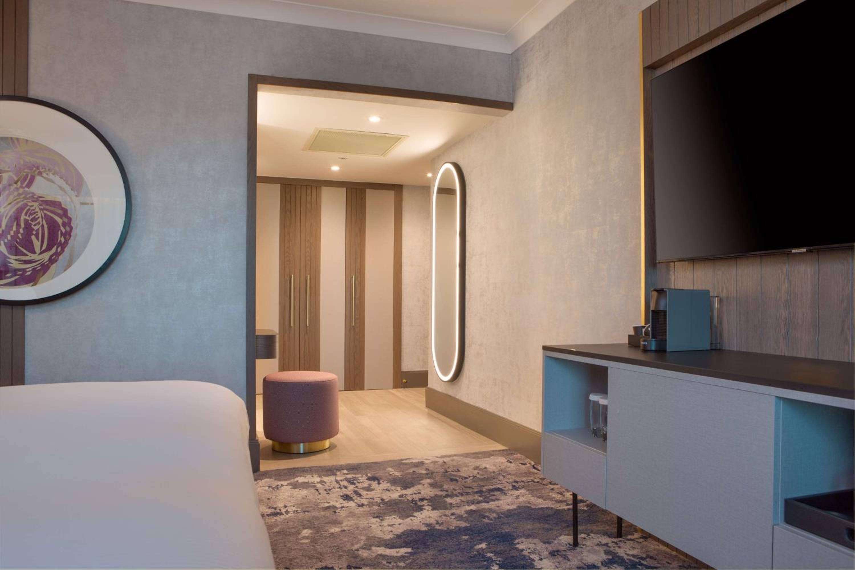 Executive King Room - Photo 4