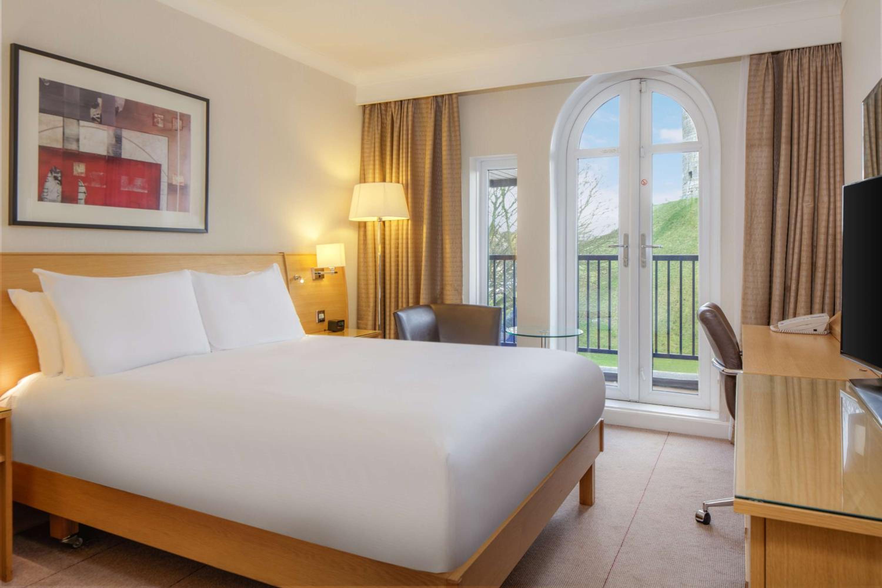 Double guest room with balcony and Tower view - Photo 3
