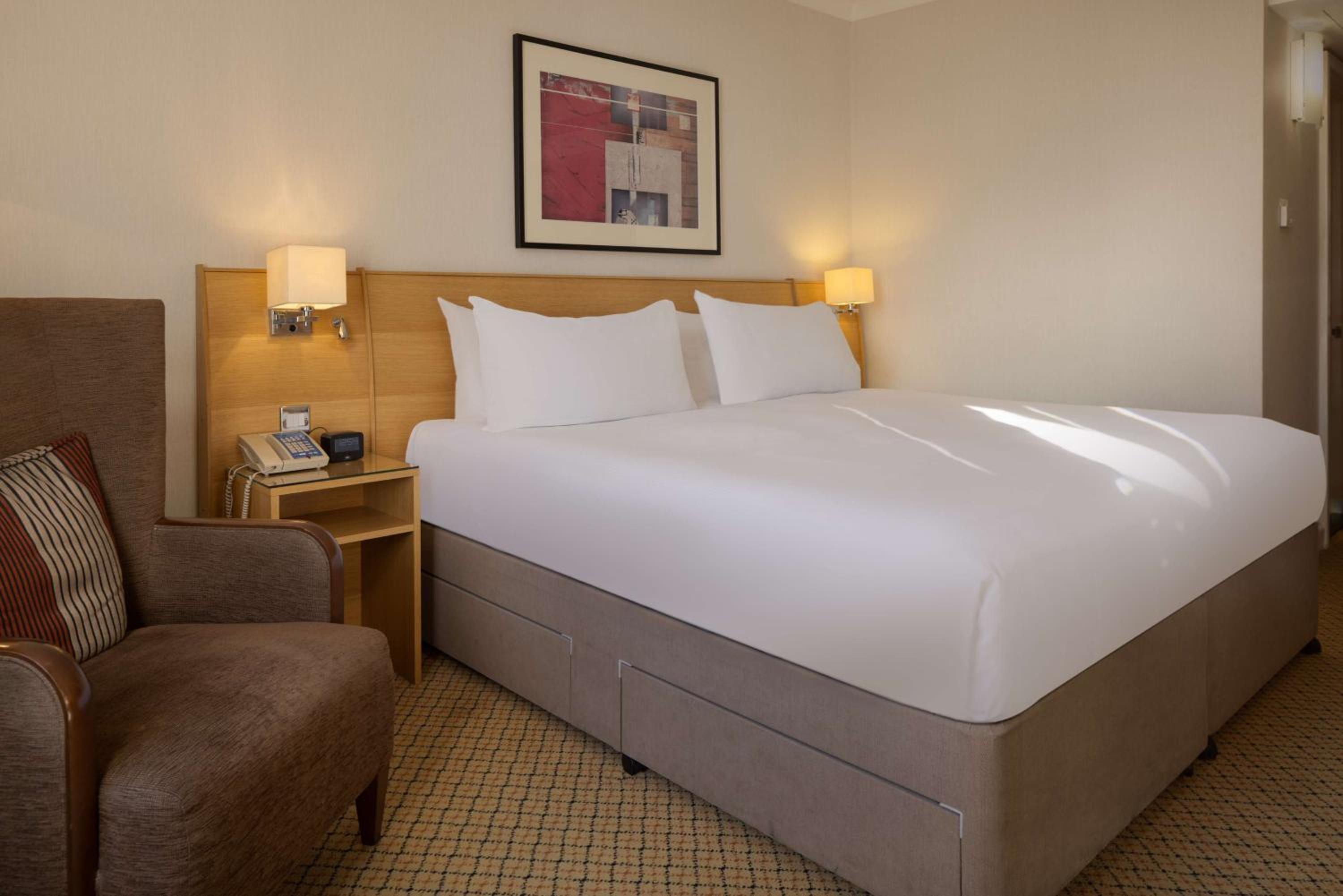 King guest room with Tower view - Photo 3