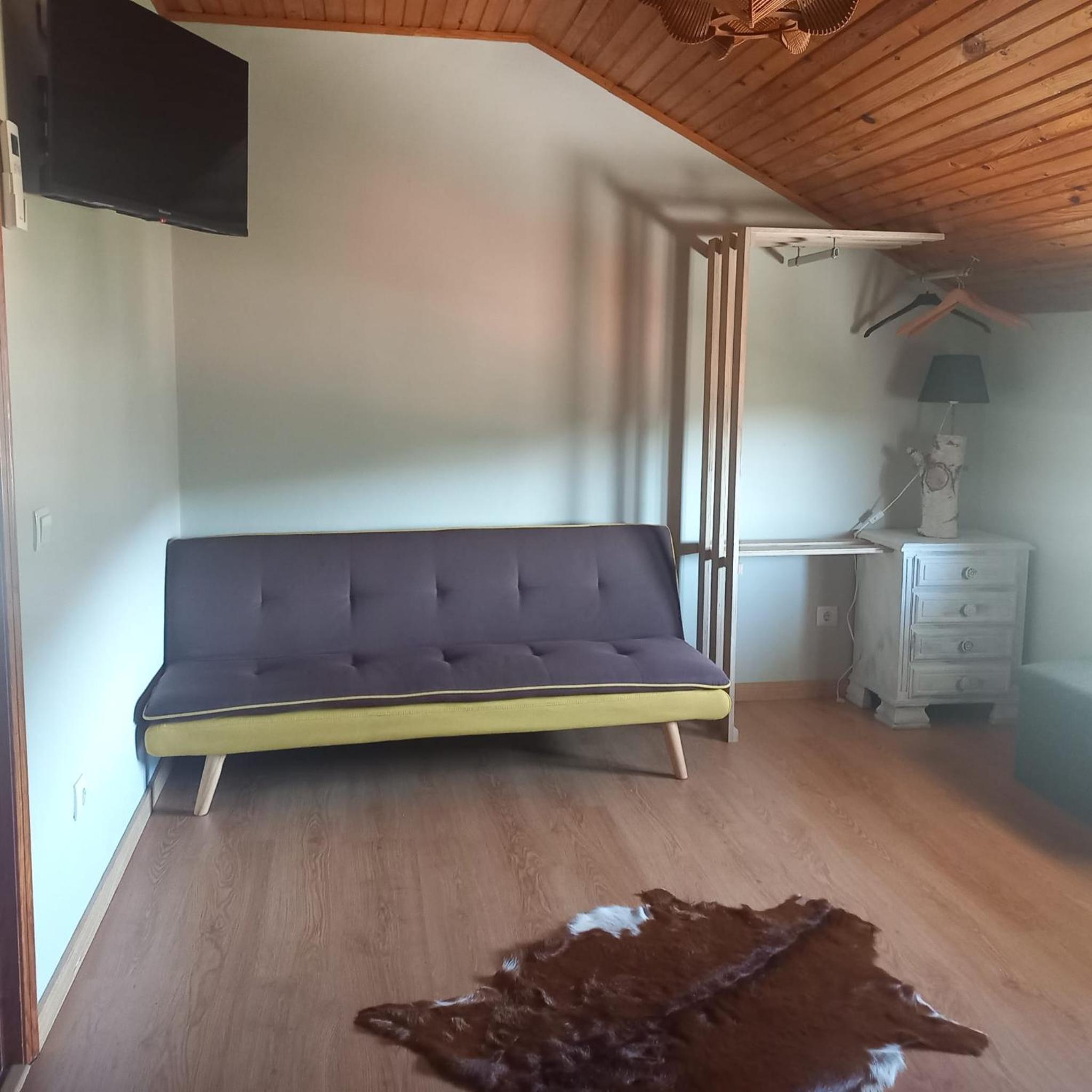 Two-Bedroom Apartment - Photo 3